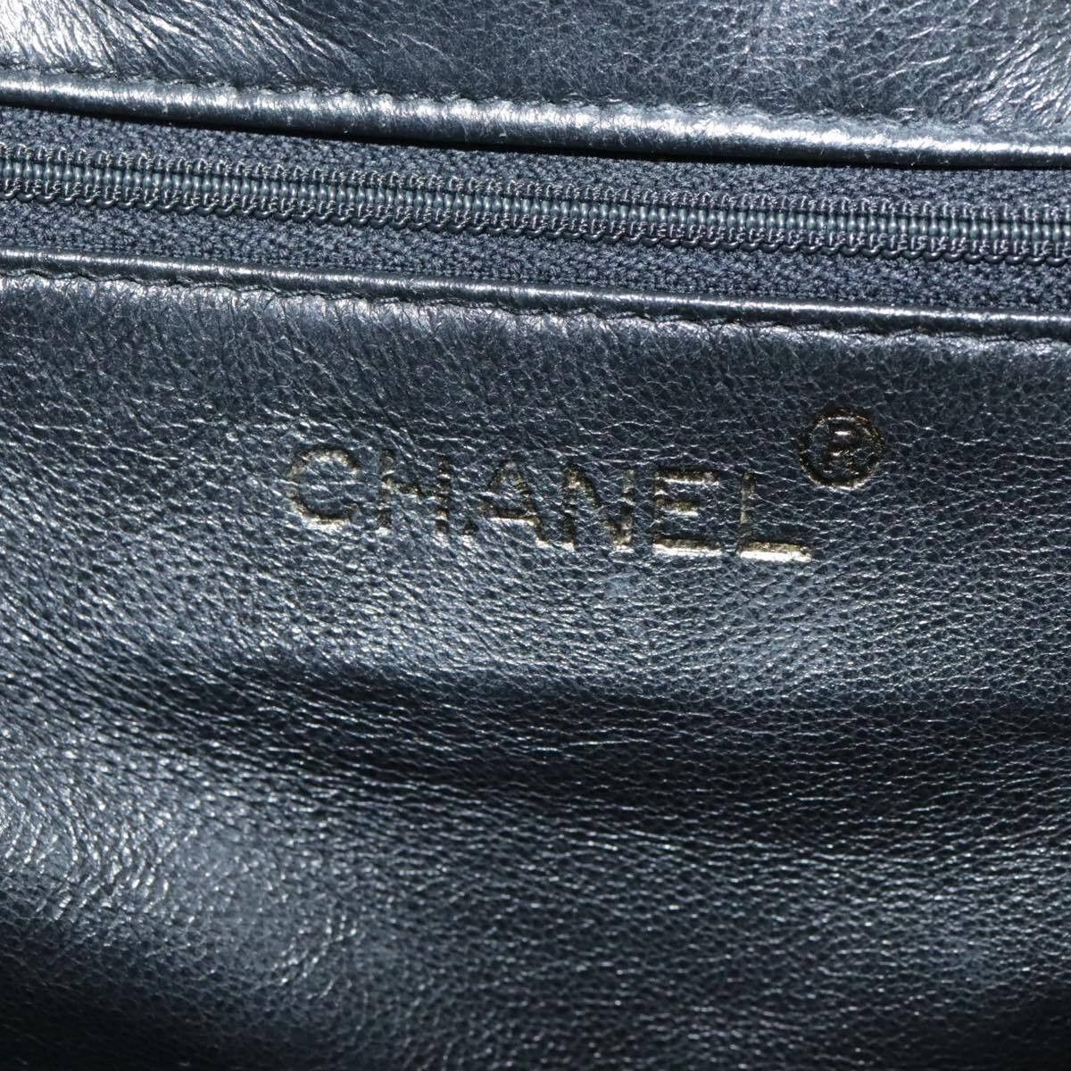 Chanel Chanel Vintage Chain Frame Bag Quilted Patent Size ONE SIZE - 6 Thumbnail