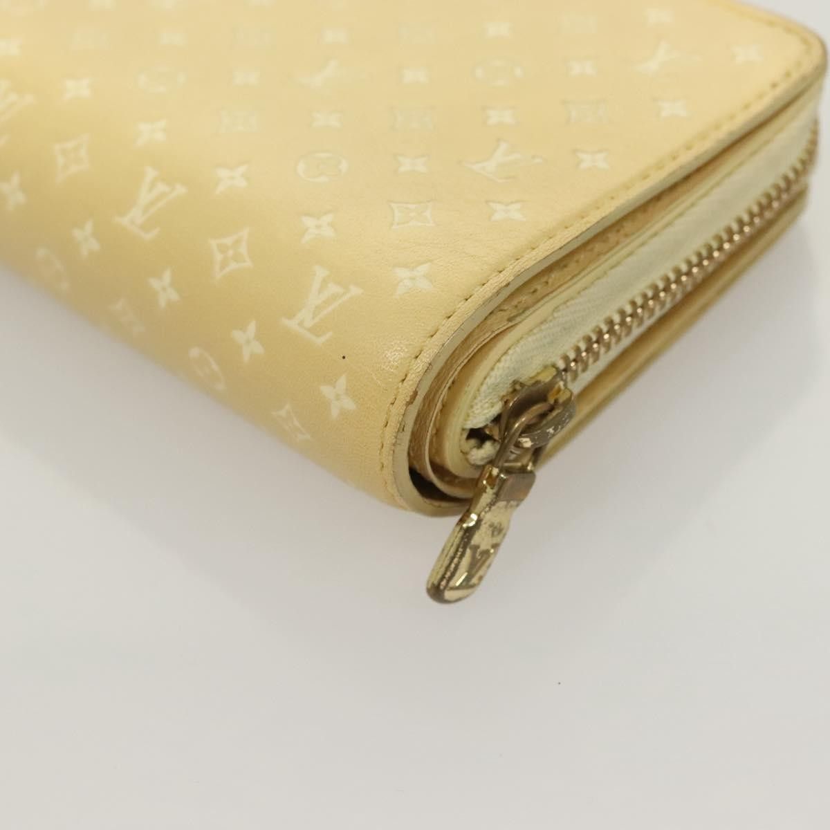 Louis Vuitton Louis Vuitton Lou Wallet Nanogram Leather Size ONE SIZE - 8 Thumbnail