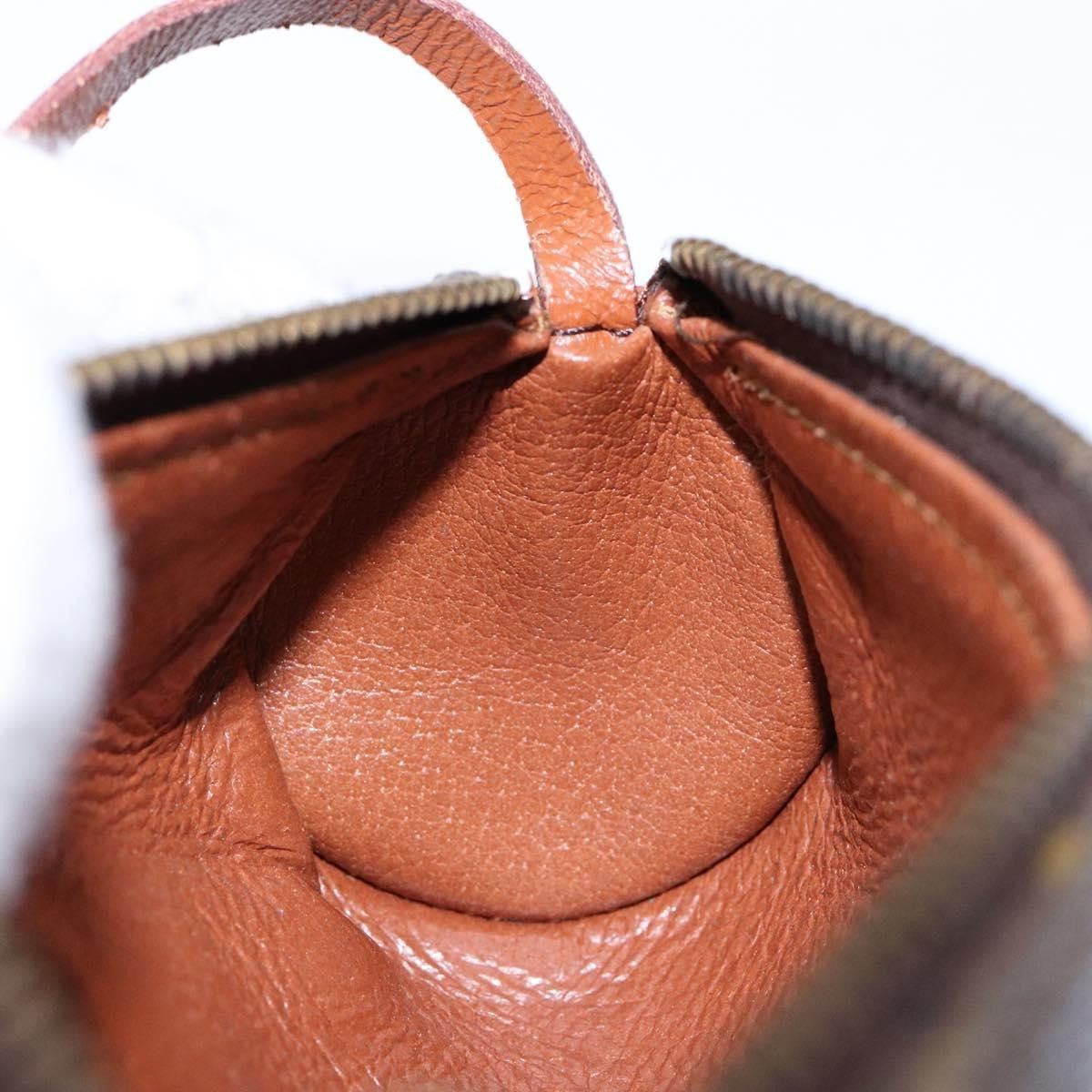 Louis Vuitton Louis Vuitton Papillon Pochette Monogram Canvas Size ONE SIZE - 16 Thumbnail