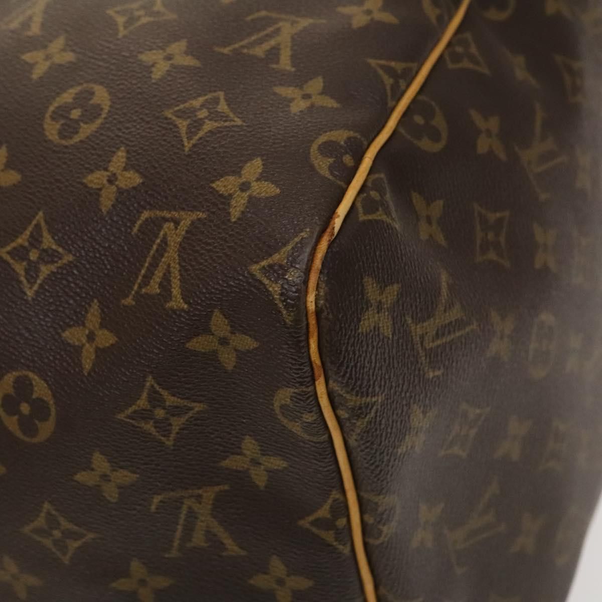 Louis Vuitton Louis Vuitton Keepall Bag Monogram Canvas Size ONE SIZE - 12 Thumbnail