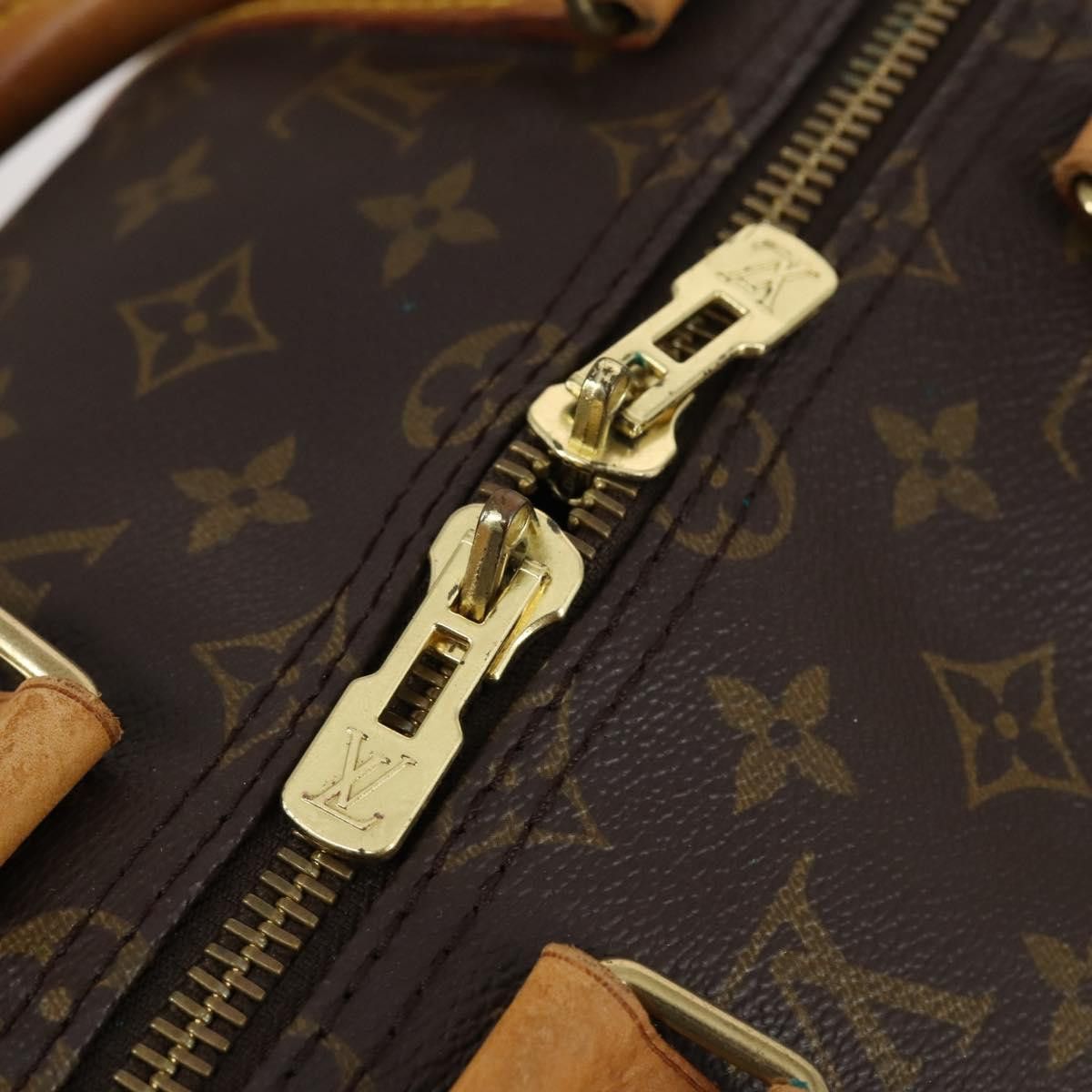 Louis Vuitton Louis Vuitton Keepall Bag Monogram Canvas Size ONE SIZE - 16 Thumbnail