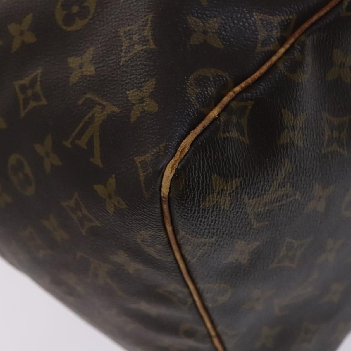 Louis Vuitton Louis Vuitton Keepall Bag Monogram Canvas Size ONE SIZE - 12 Thumbnail