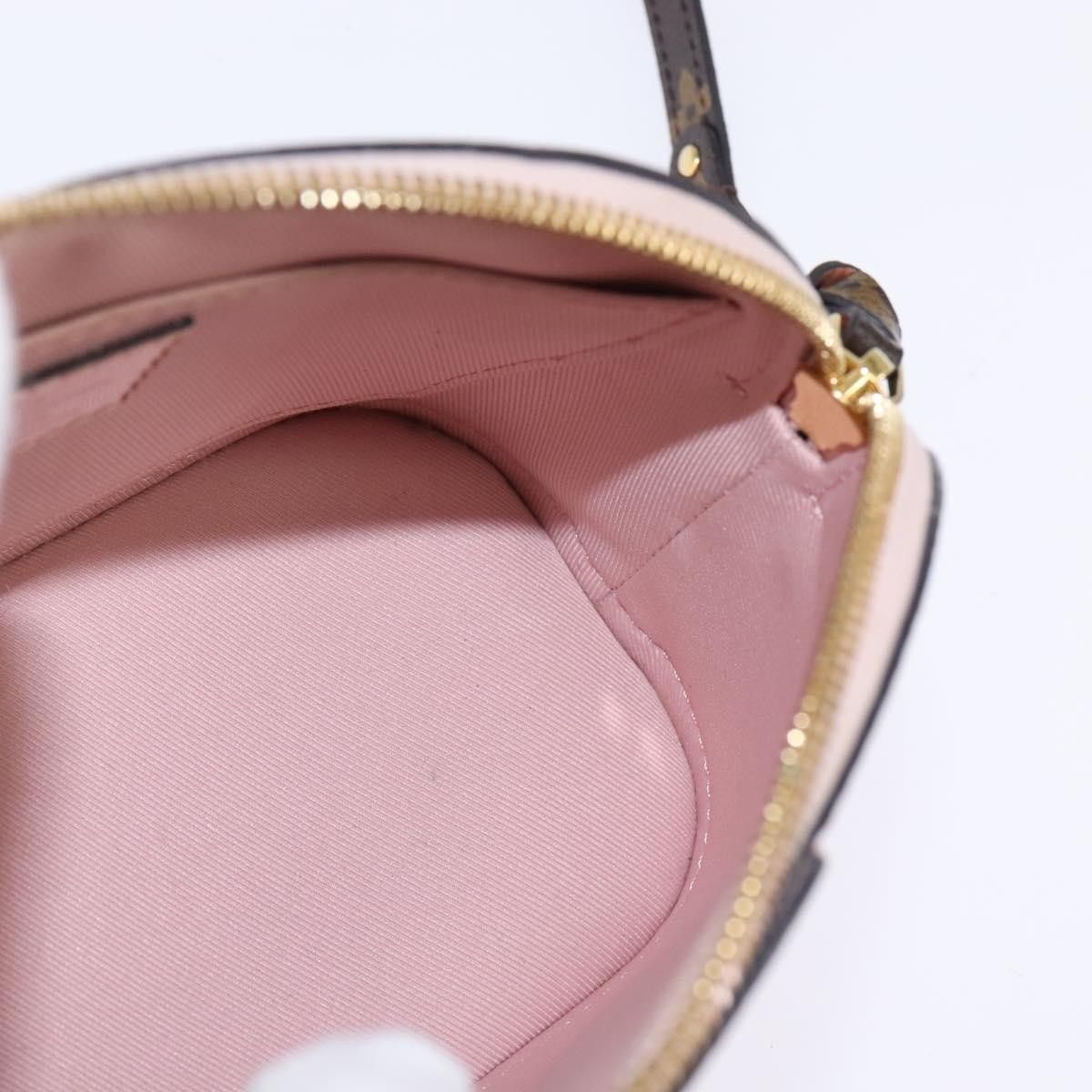 Louis Vuitton Louis Vuitton Alma Chain Handbag Vernis with Monogram Canvas Size ONE SIZE - 19 Thumbnail