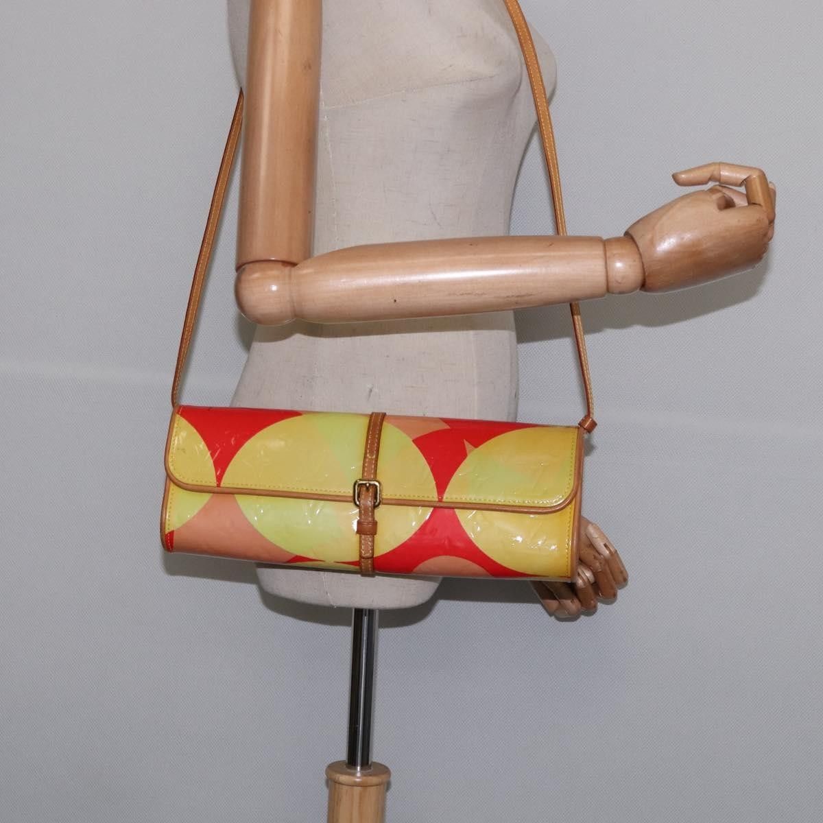 Louis Vuitton Louis Vuitton Fleurs Pochette Printed Monogram Vernis Size ONE SIZE - 13 Thumbnail