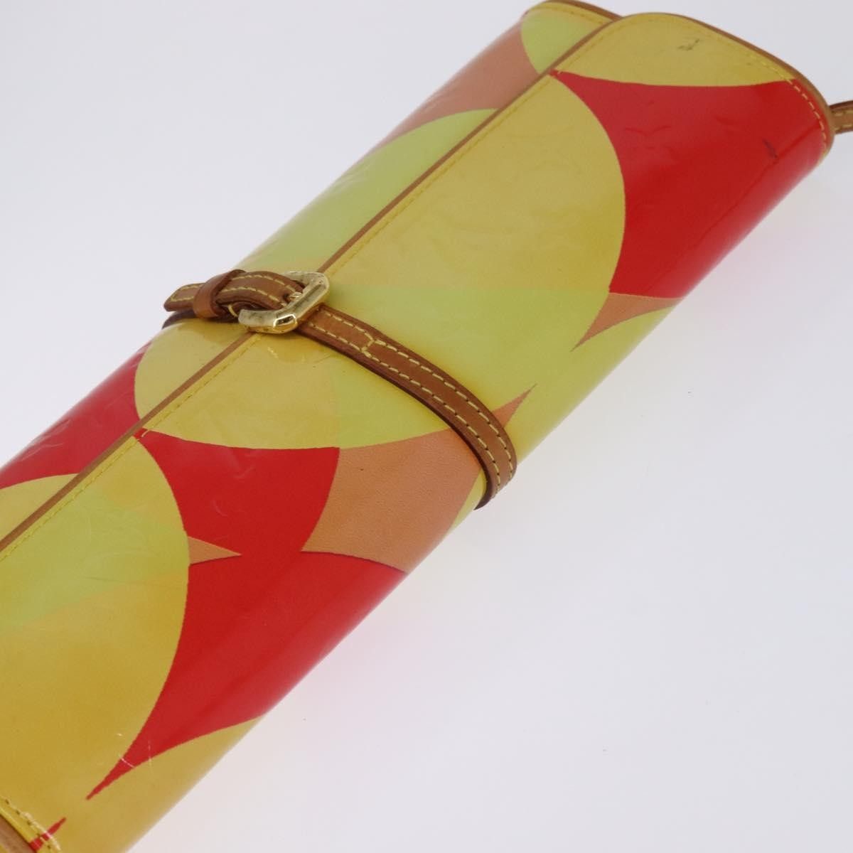 Louis Vuitton Louis Vuitton Fleurs Pochette Printed Monogram Vernis Size ONE SIZE - 15 Thumbnail