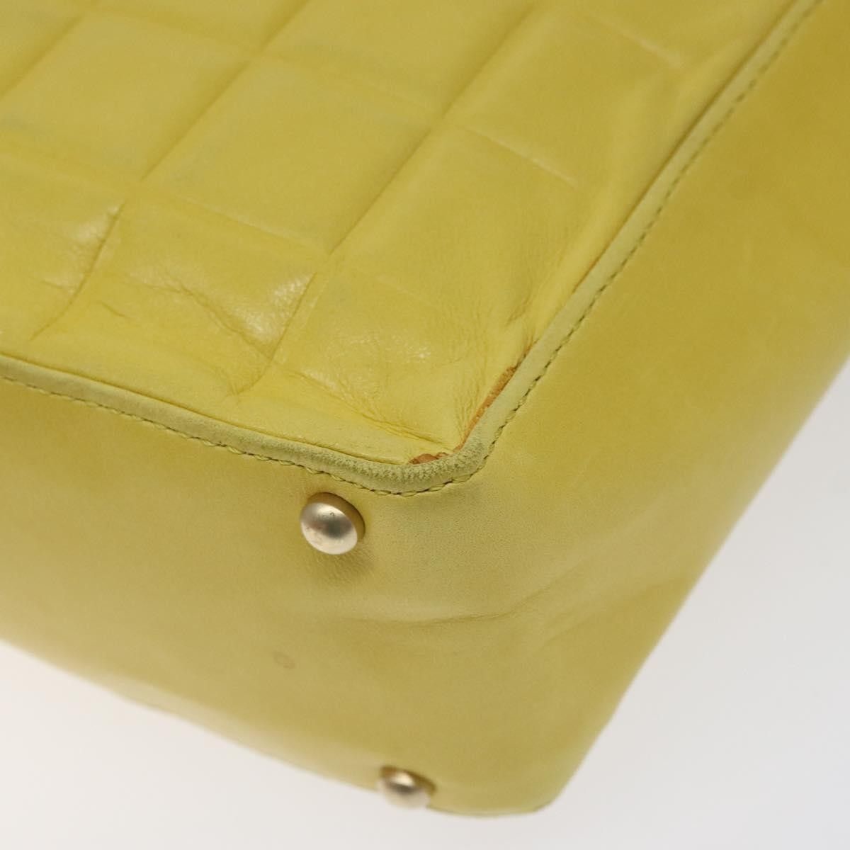 Chanel Chanel Chocolate Bar CC Shoulder Bag Quilted Leather Size ONE SIZE - 12 Thumbnail