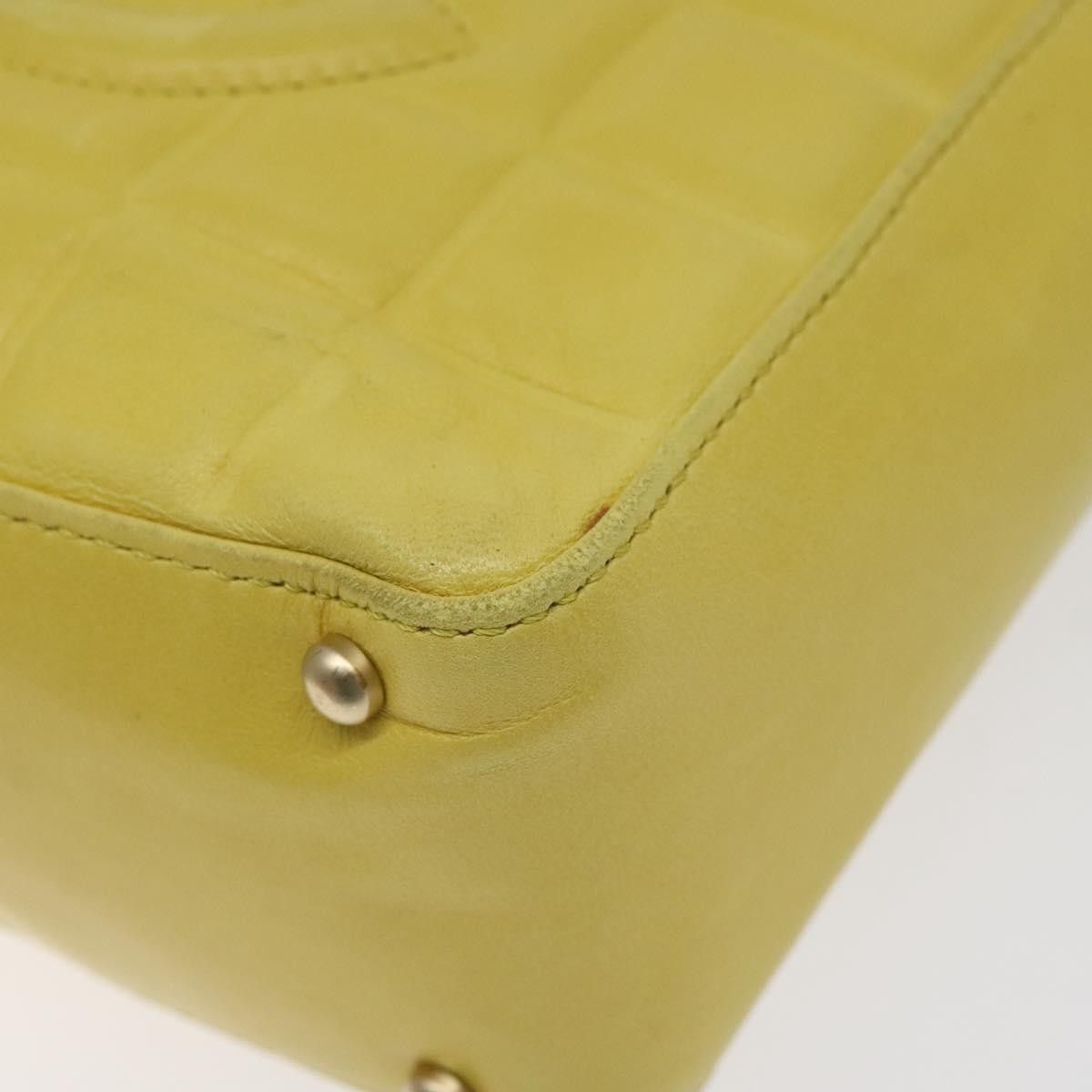Chanel Chanel Chocolate Bar CC Shoulder Bag Quilted Leather Size ONE SIZE - 10 Thumbnail