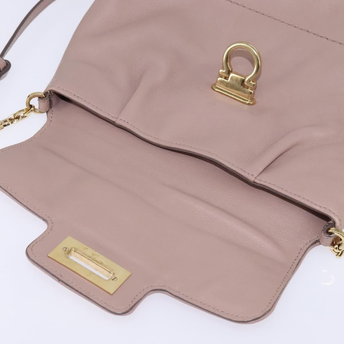 Salvatore Ferragamo Salvatore Ferragamo Gancini Shoulder Bag Leather Size ONE SIZE - 18 Thumbnail