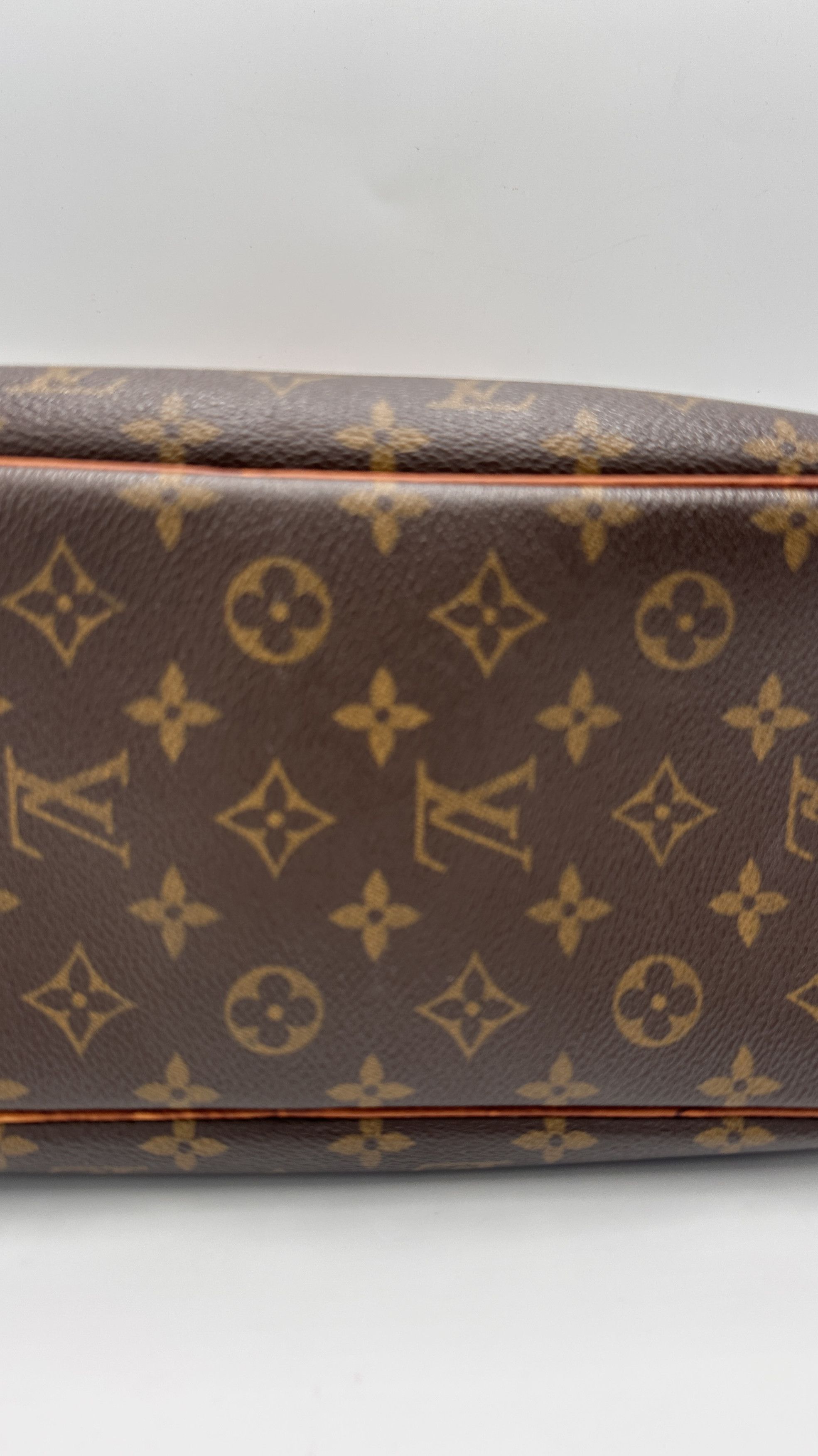 Louis Vuitton Louis Vuitton Deauville Handbag Monogram Canvas Size ONE SIZE - 6 Thumbnail