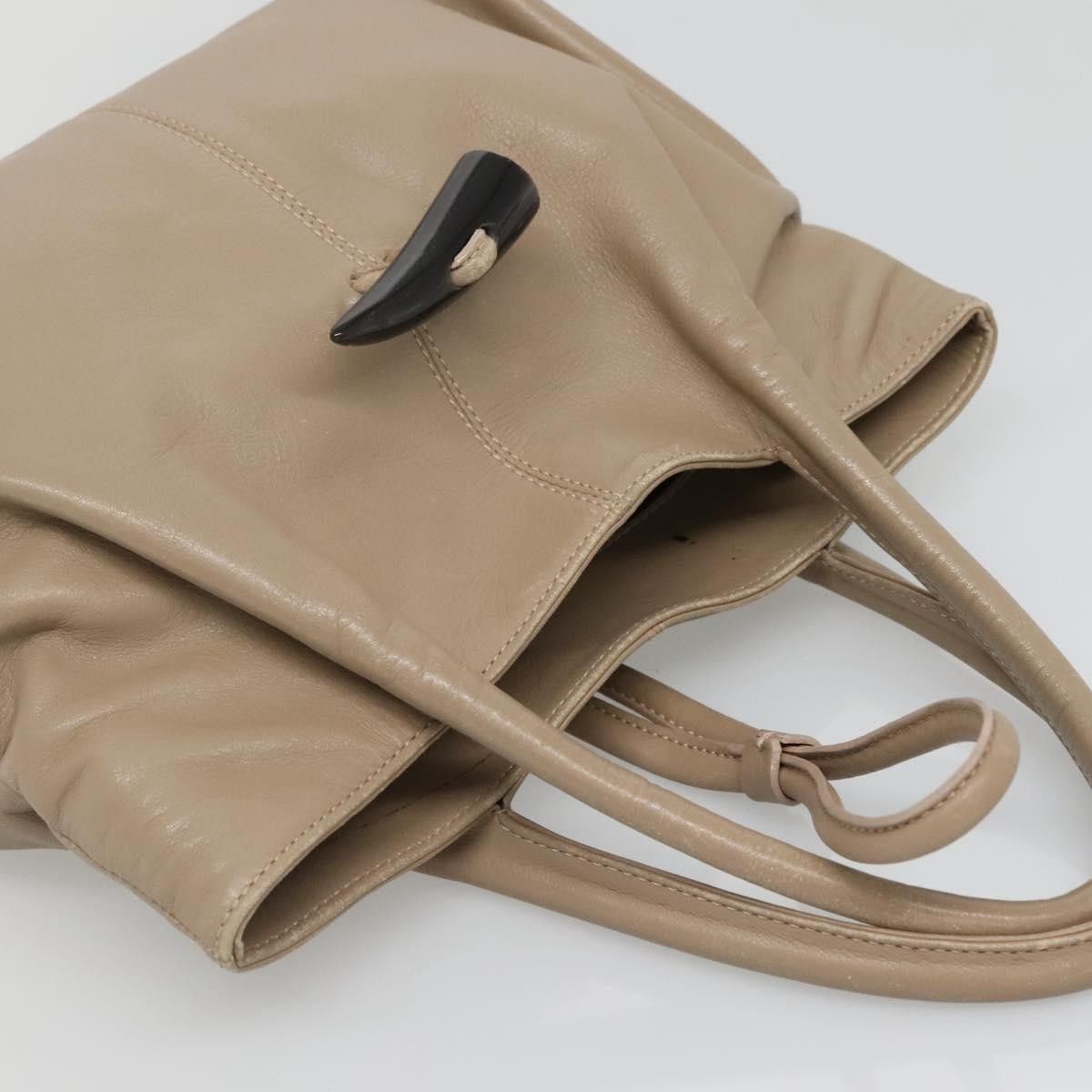 Burberry Burberry Horn Toggle Tote Leather Size ONE SIZE - 16 Thumbnail