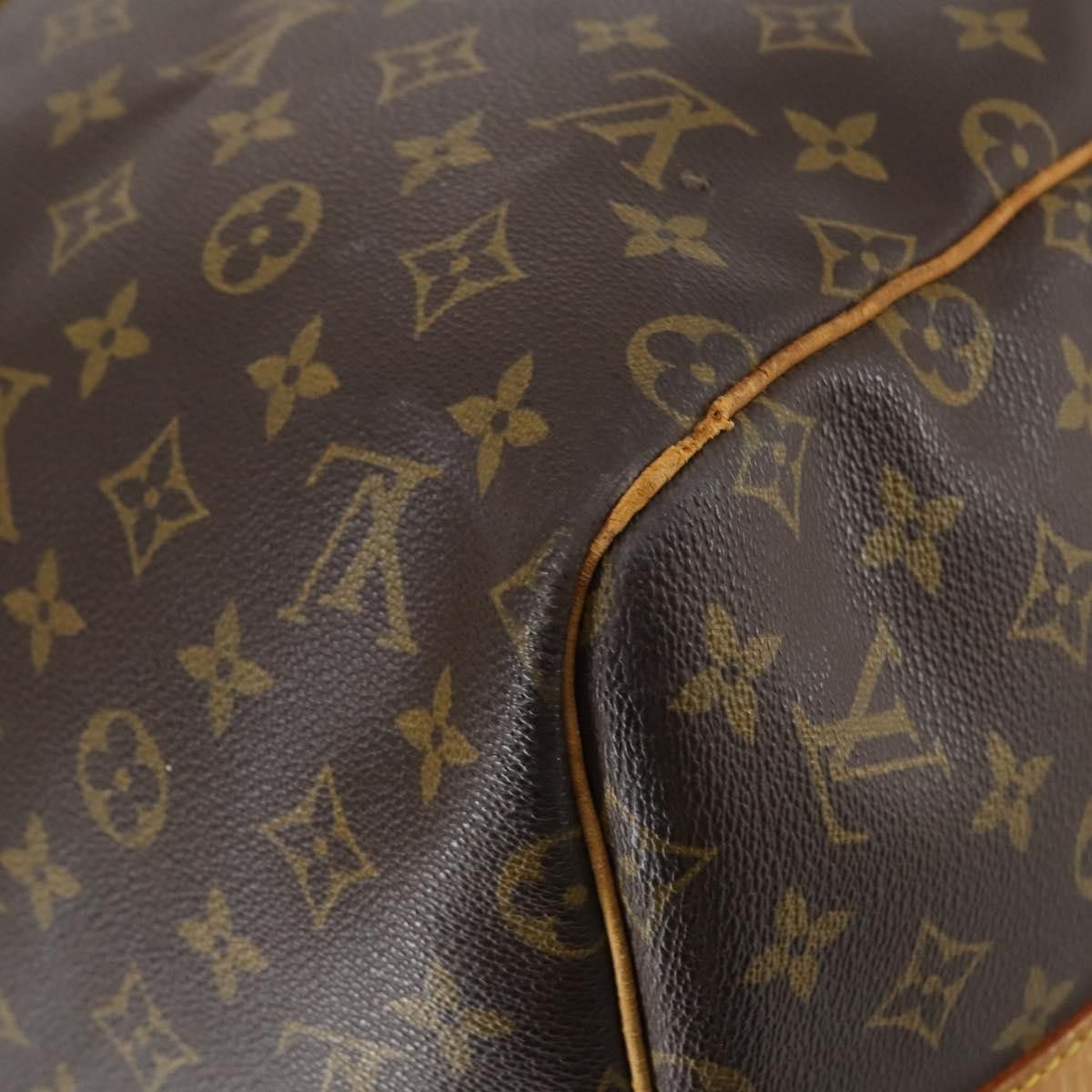 Louis Vuitton Louis Vuitton Keepall Bag Monogram Canvas Size ONE SIZE - 13 Thumbnail