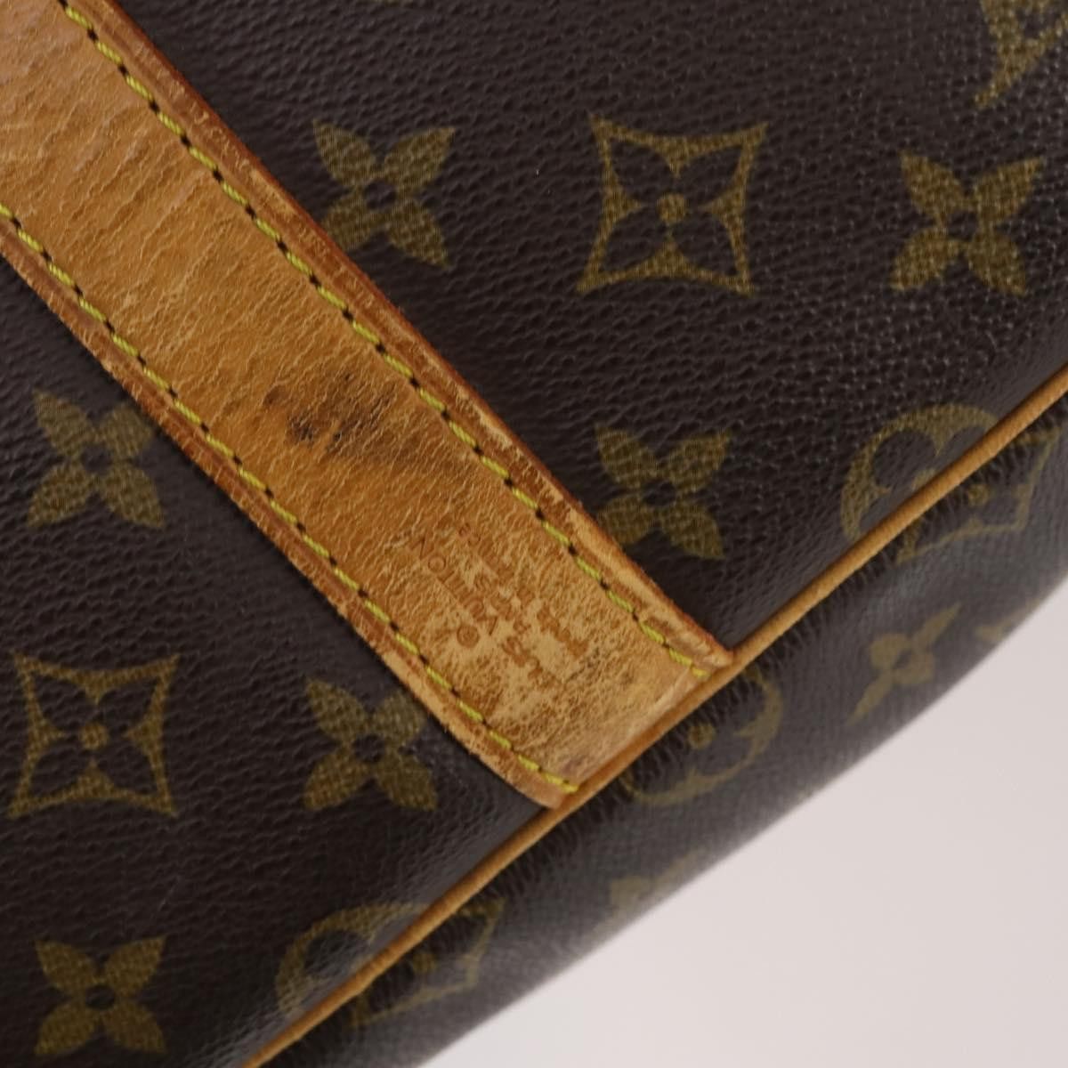 Louis Vuitton Louis Vuitton Keepall Bag Monogram Canvas Size ONE SIZE - 16 Thumbnail