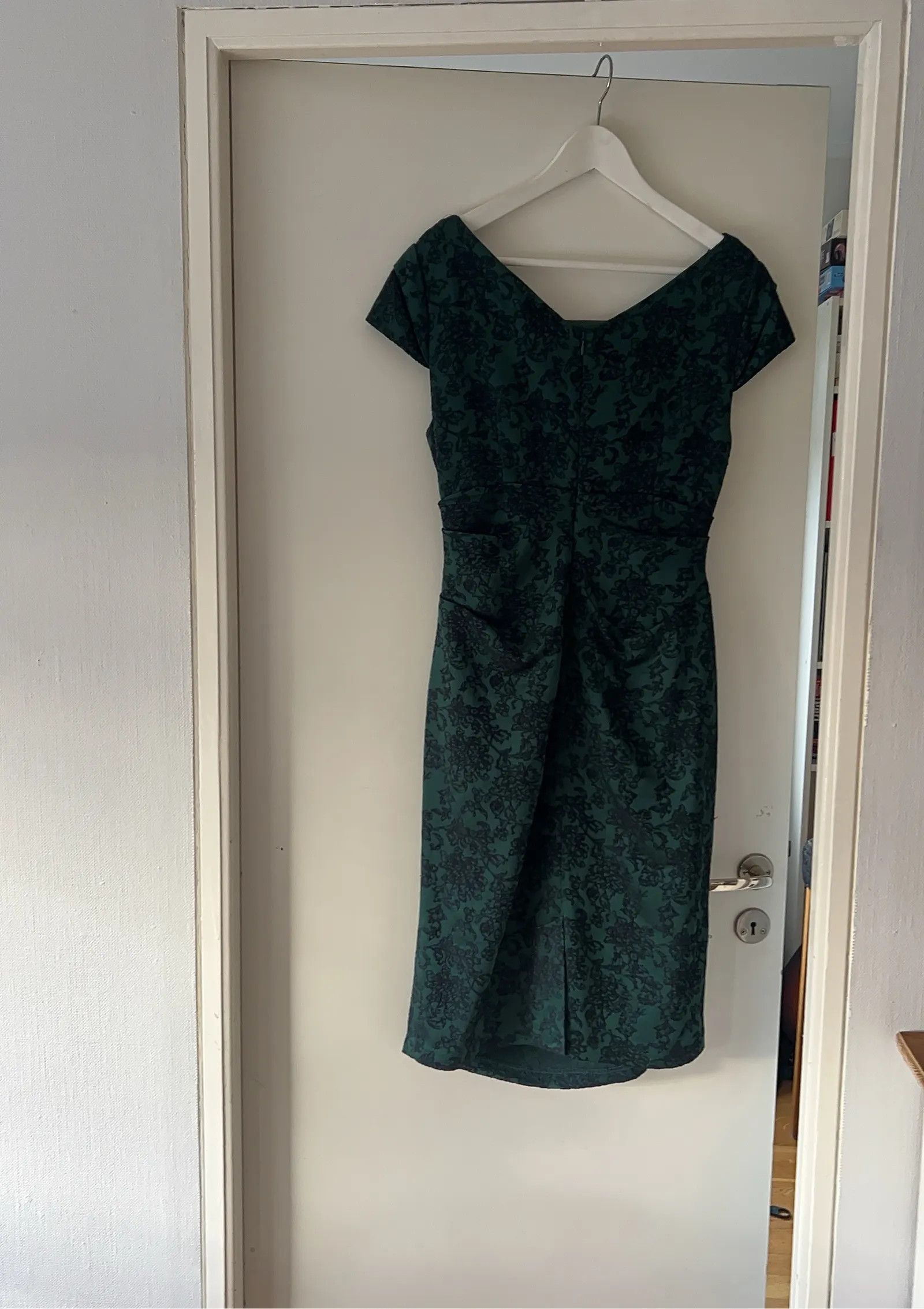 Adrianna Papell Adrianna Papell Dress Size XL / US 12-14 / IT 48-50 - 4 Thumbnail