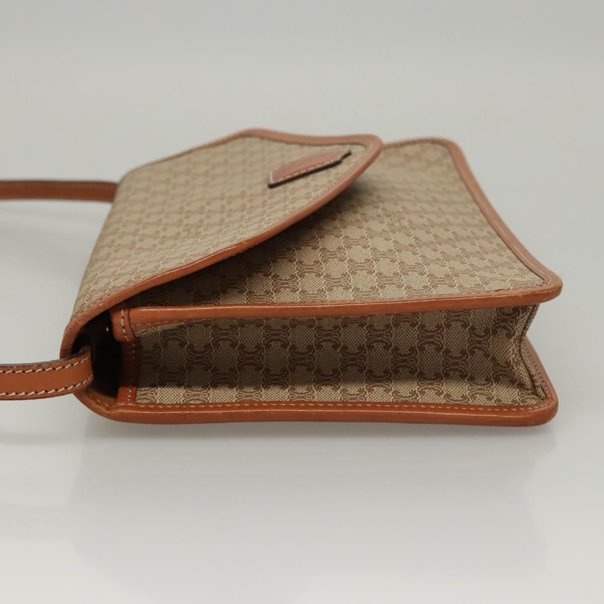 Celine Celine Vintage Macadam Shoulder Bag Canvas and Leather Size ONE SIZE - 4 Thumbnail