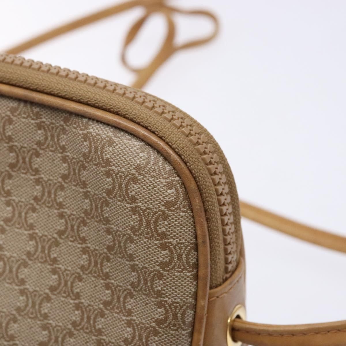 Celine Celine Vintage Macadam Shoulder Bag Canvas and Leather Size ONE SIZE - 18 Thumbnail