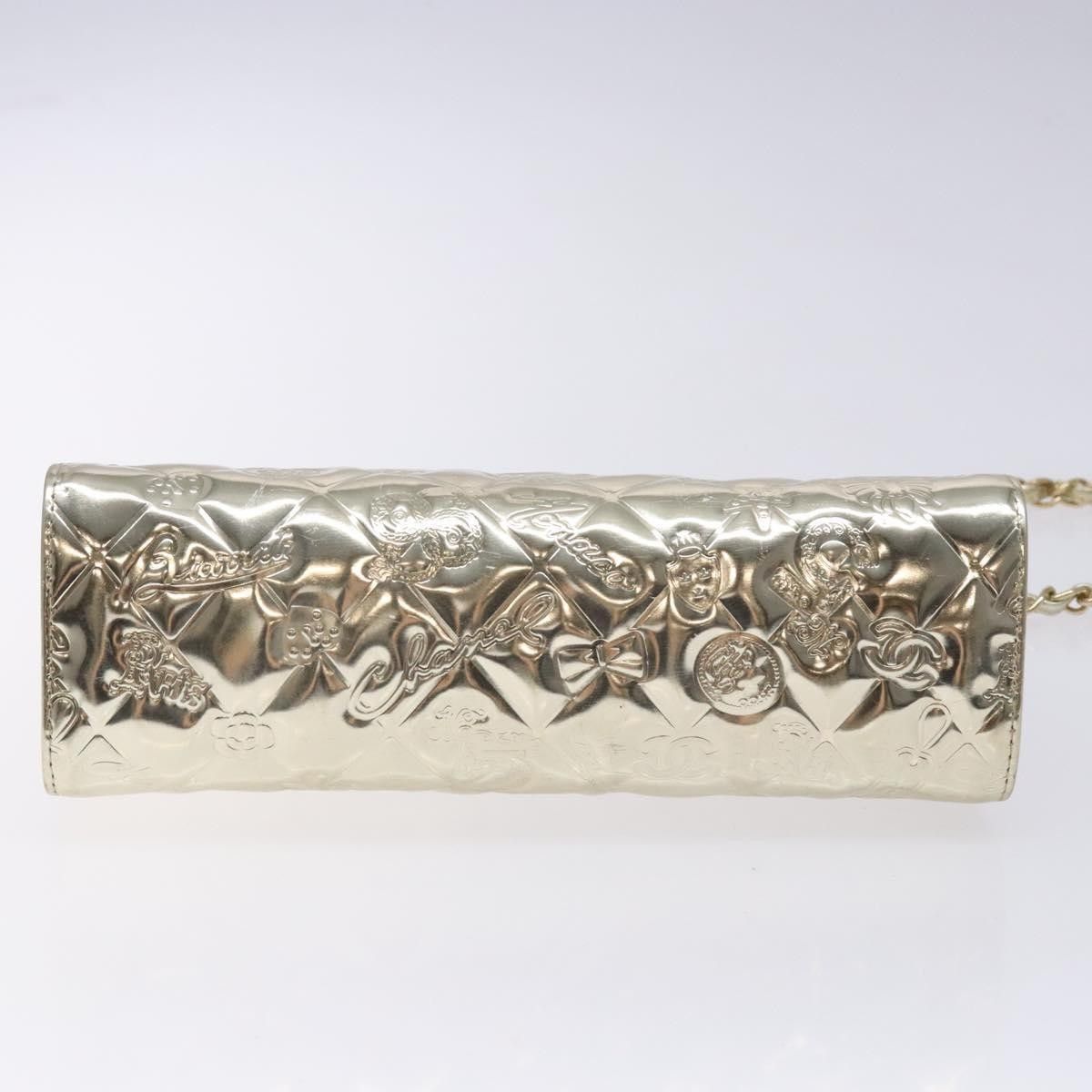 Chanel Chanel Lucky Symbols Pochette Embossed Quilted Patent Size ONE SIZE - 18 Thumbnail