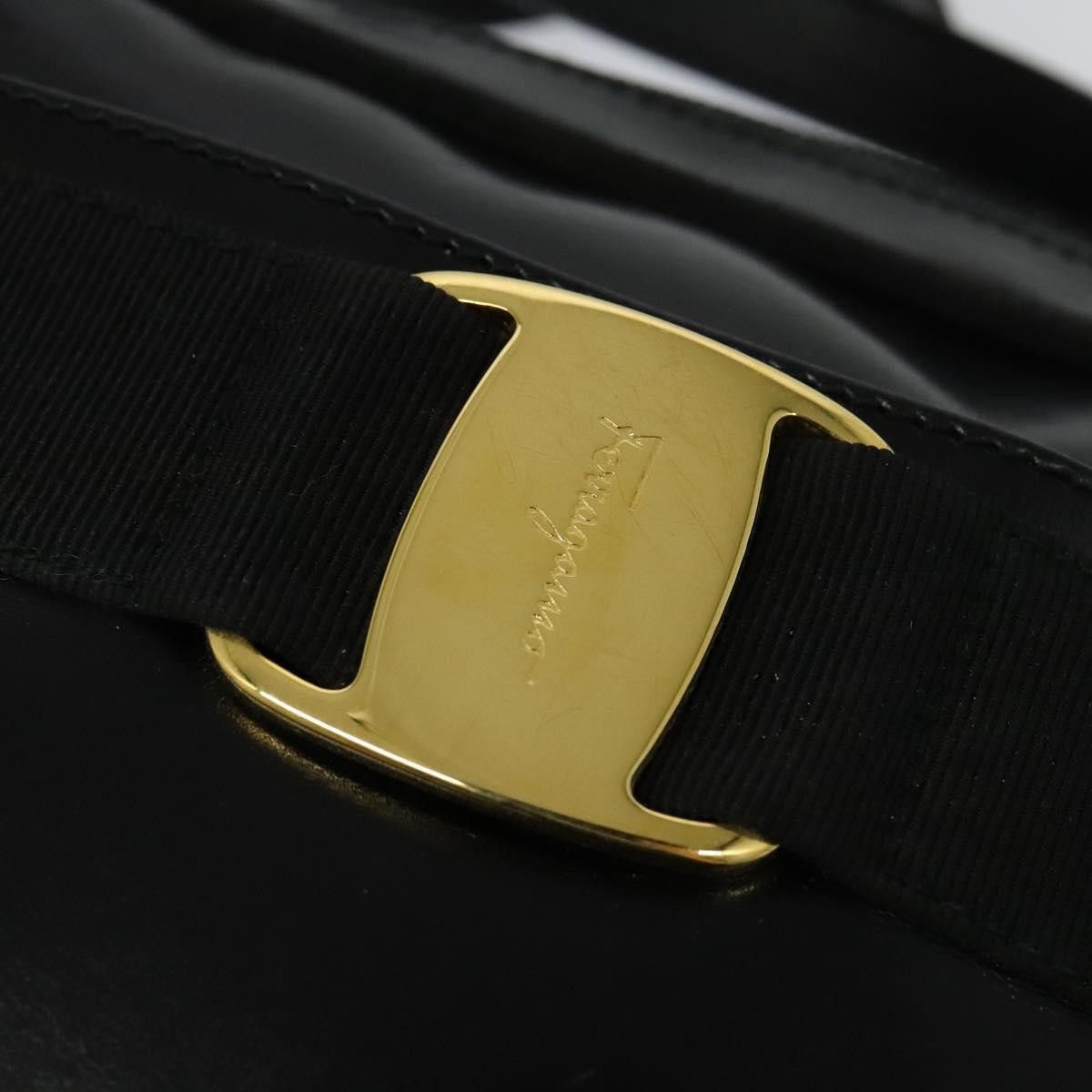 Salvatore Ferragamo Salvatore Ferragamo Vala Shoulder Bag Leather Size ONE SIZE - 18 Thumbnail