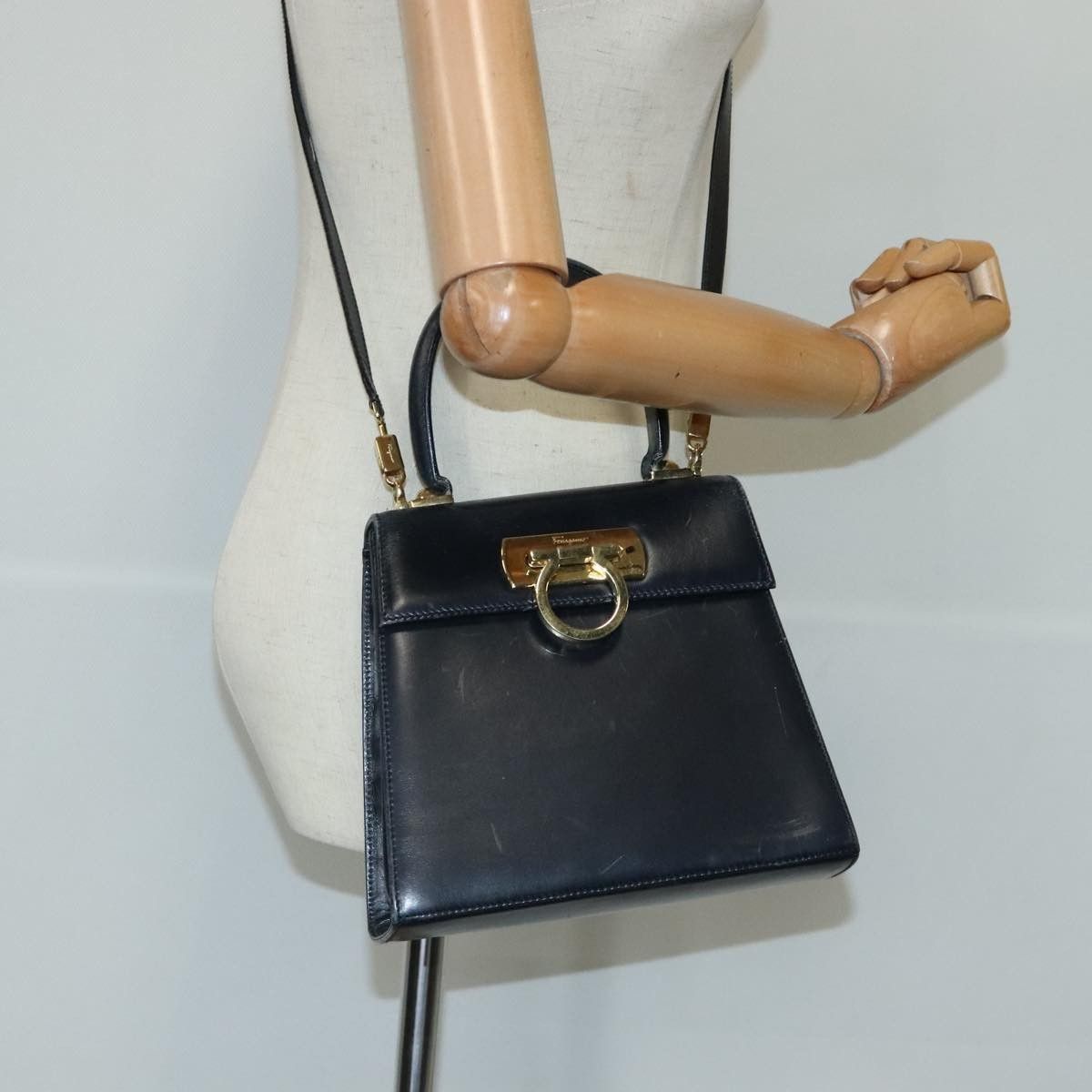 Salvatore Ferragamo Salvatore Ferragamo Gancini Convertible Top Handle Bag Leather Size ONE SIZE - 13 Thumbnail