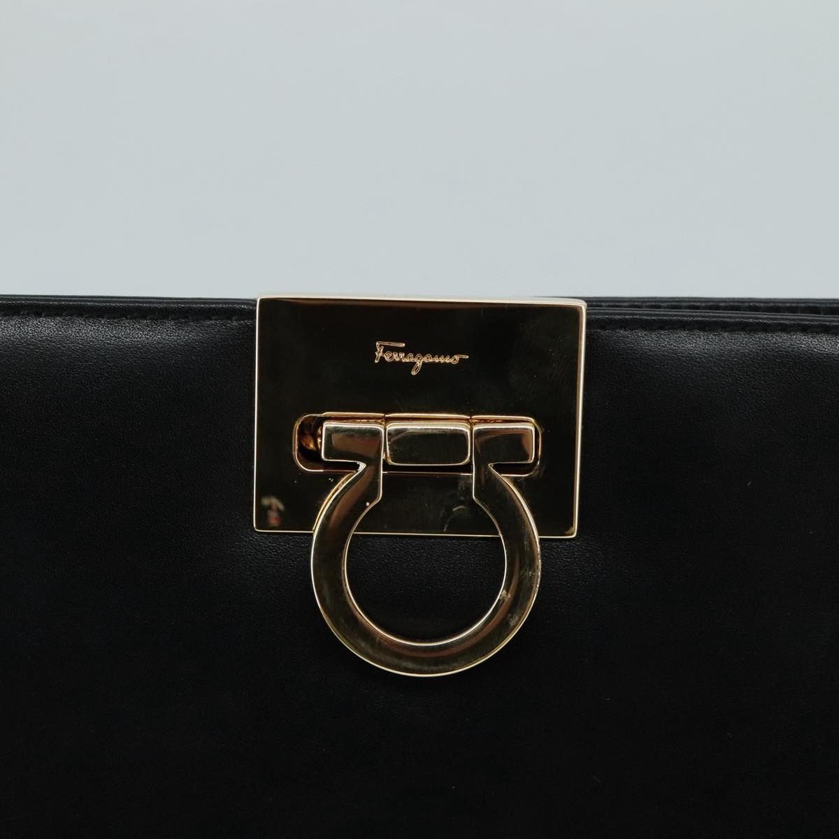 Salvatore Ferragamo Salvatore Ferragamo Gancini Shoulder Bag Leather Size ONE SIZE - 12 Thumbnail