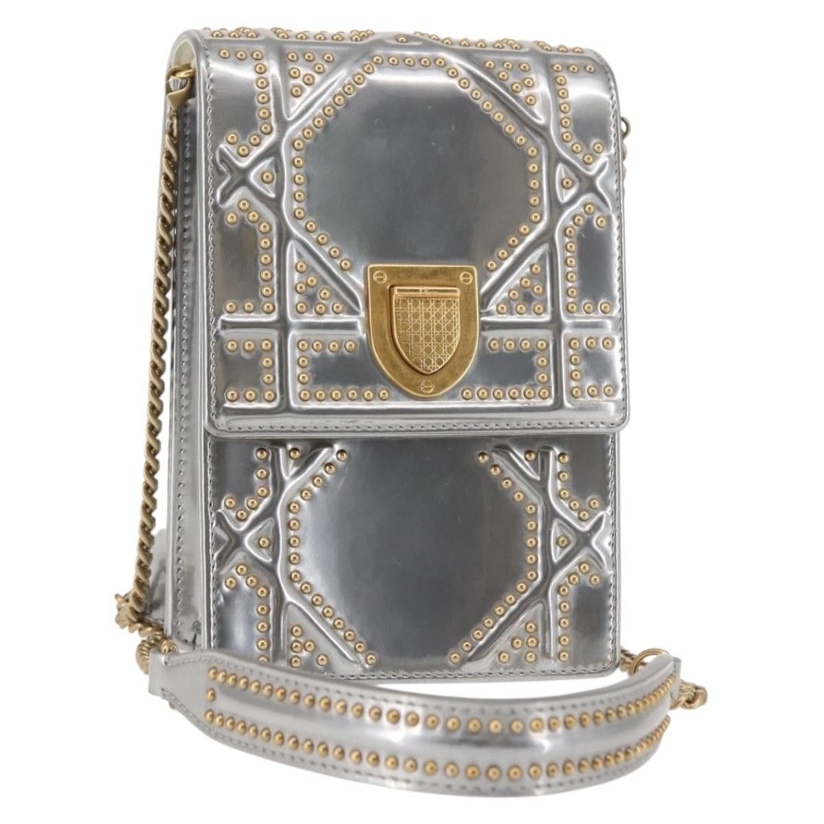 Dior Christian Dior Ultra Matte Diorama Vertical Clutch on Chain Studded Leather Size ONE SIZE - 24 Thumbnail