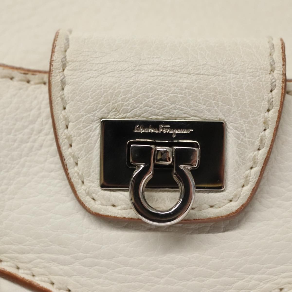 Salvatore Ferragamo Salvatore Ferragamo Gancini handbag Leather Size ONE SIZE - 12 Thumbnail