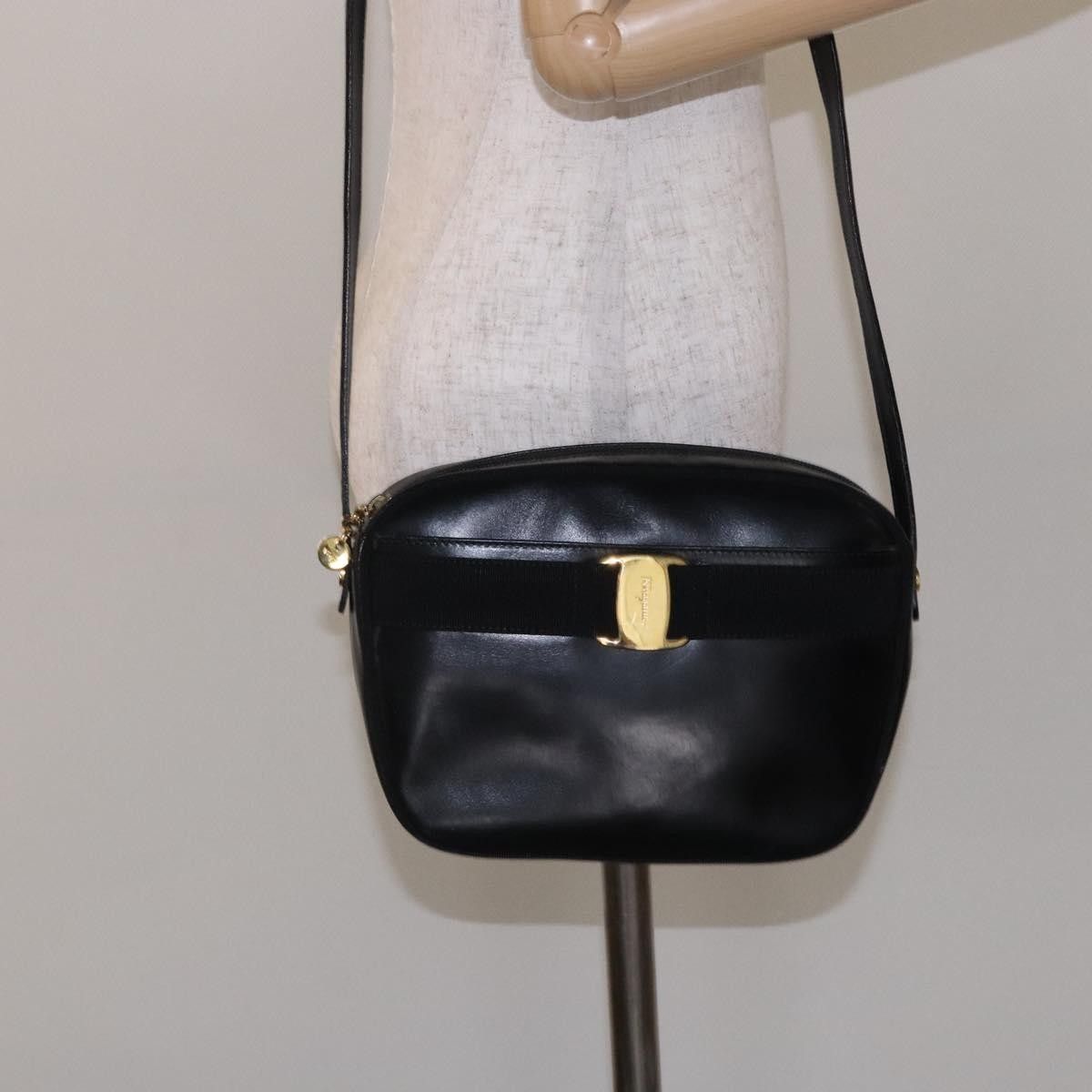 Salvatore Ferragamo Salvatore Ferragamo Vala Shoulder Bag Leather Size ONE SIZE - 13 Thumbnail