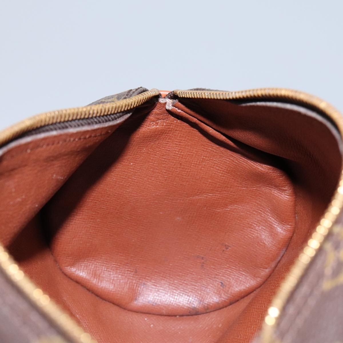 Louis Vuitton Louis Vuitton Papillon Handbag Monogram Canvas Size ONE SIZE - 19 Thumbnail