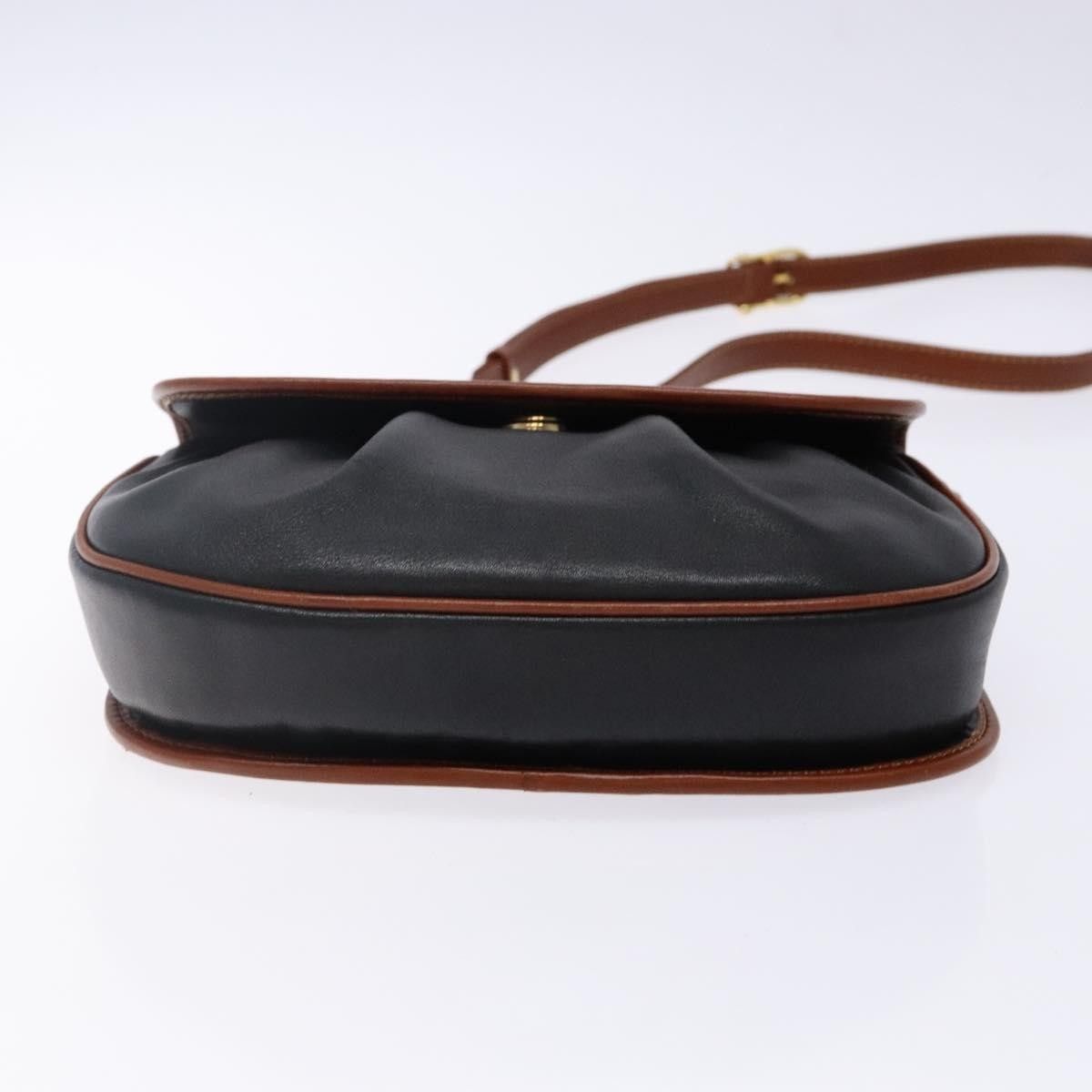 Celine Celine Vintage Triomphe Shoulder Bag Leather Size ONE SIZE - 9 Thumbnail