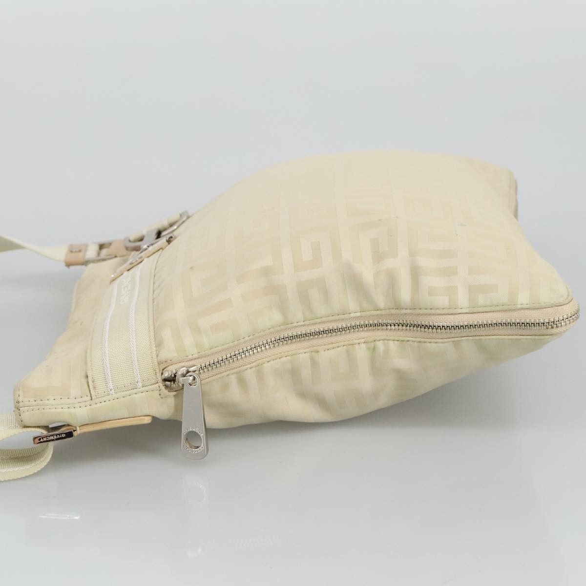 Givenchy Givenchy 4G shoulder Bag Leather Size ONE SIZE - 4 Thumbnail