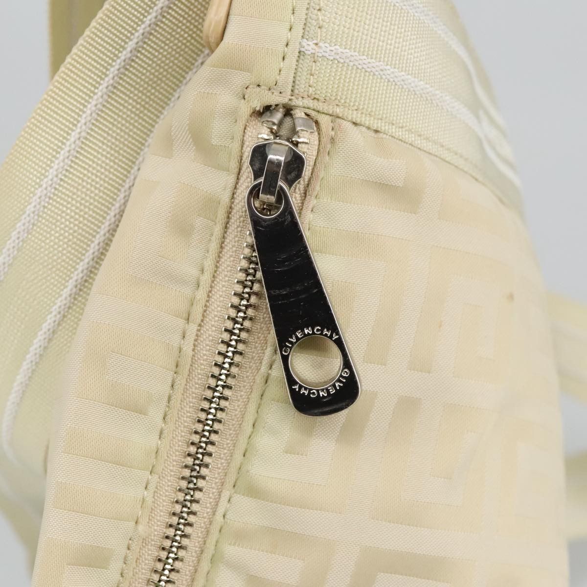 Givenchy Givenchy 4G shoulder Bag Leather Size ONE SIZE - 10 Thumbnail
