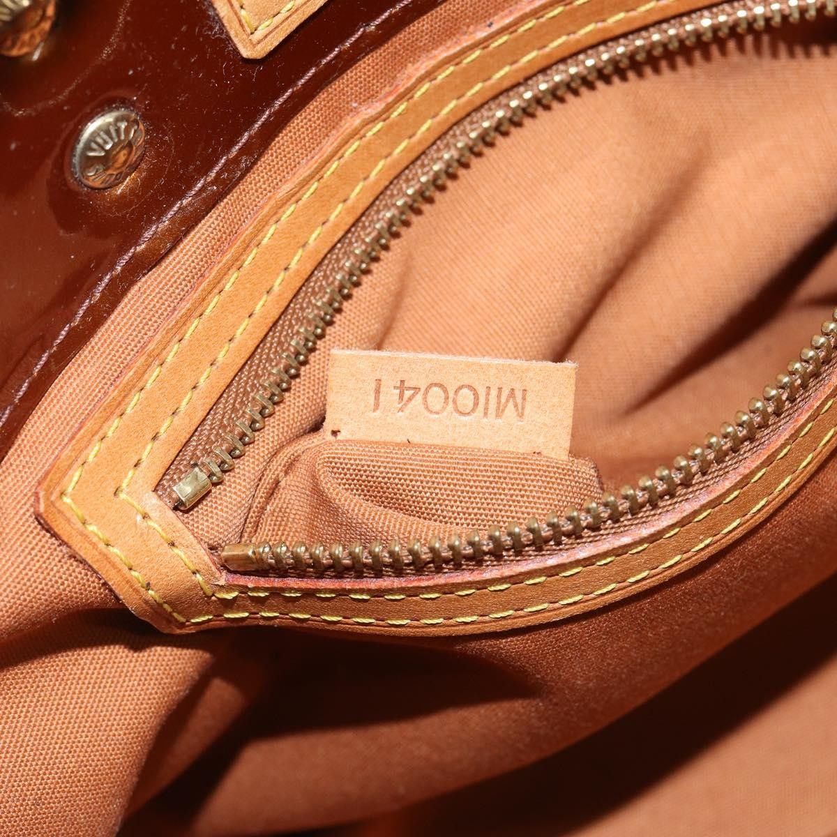 Louis Vuitton Louis Vuitton Reade Handbag Monogram Vernis Size ONE SIZE - 7 Thumbnail
