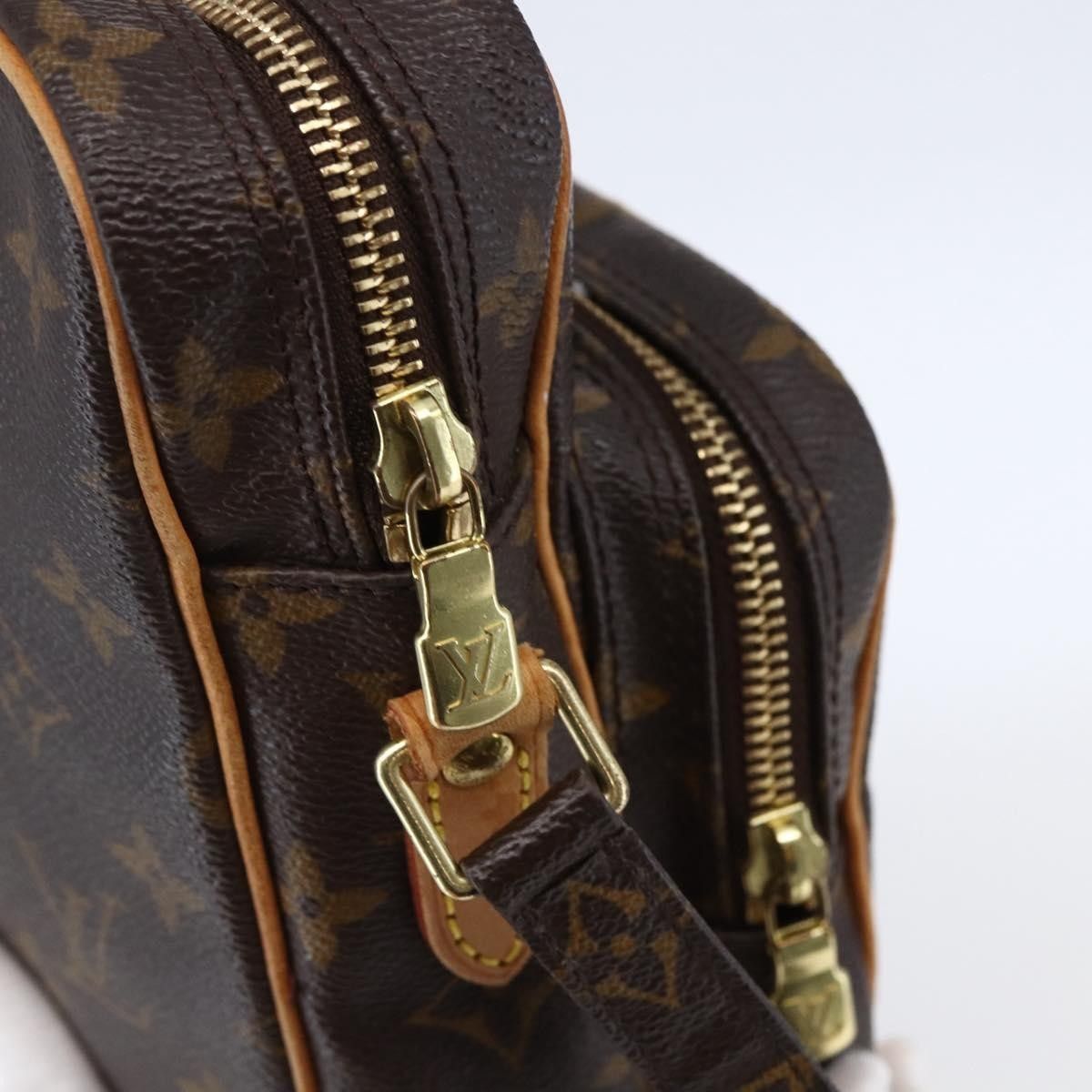 Louis Vuitton Louis Vuitton Amazone Bag Monogram Canvas Size ONE SIZE - 13 Thumbnail