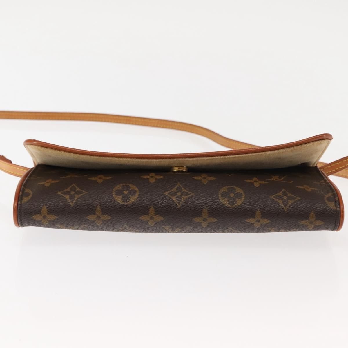 Louis Vuitton Louis Vuitton Twin Handbag Monogram Canvas Size ONE SIZE - 16 Thumbnail