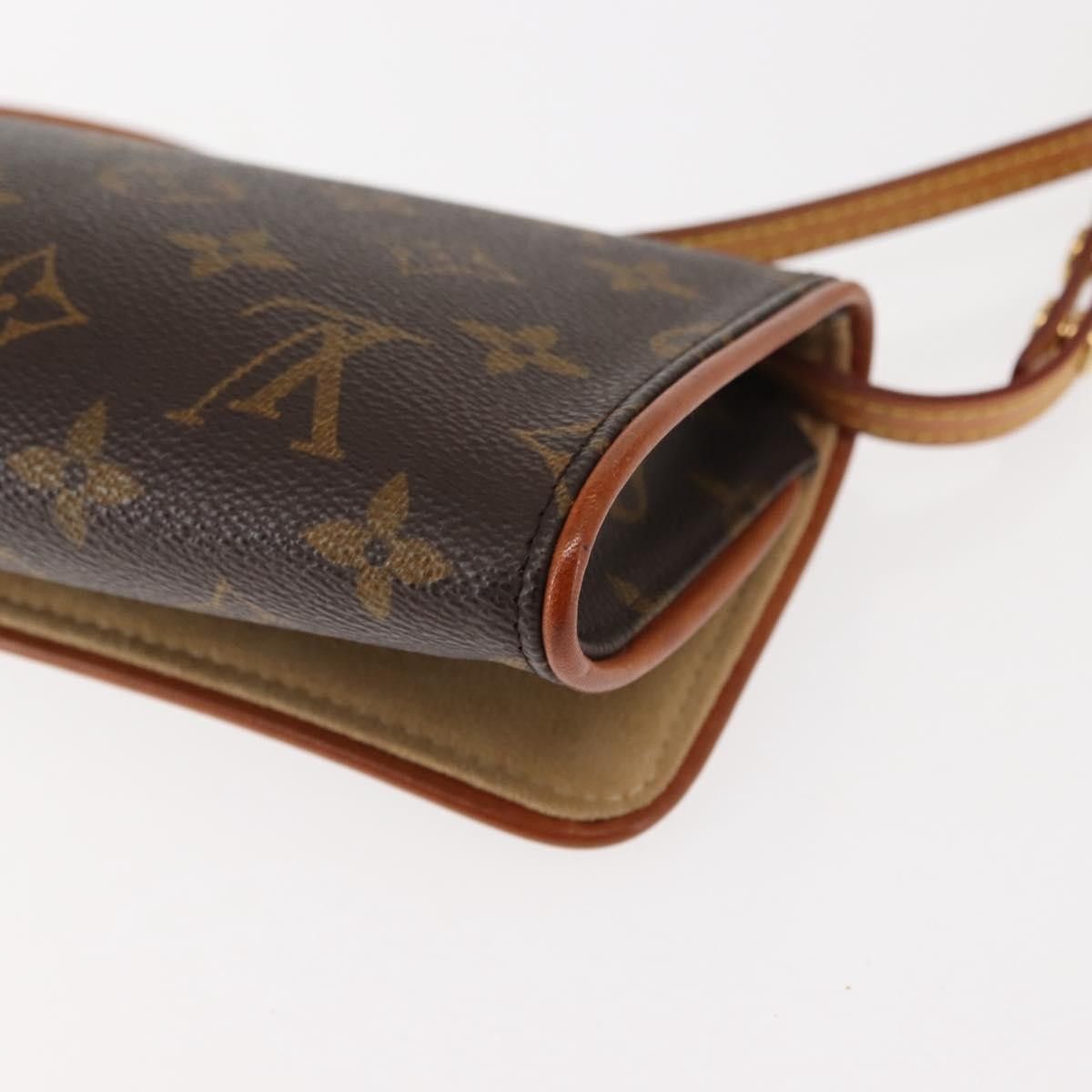 Louis Vuitton Louis Vuitton Twin Handbag Monogram Canvas Size ONE SIZE - 11 Thumbnail