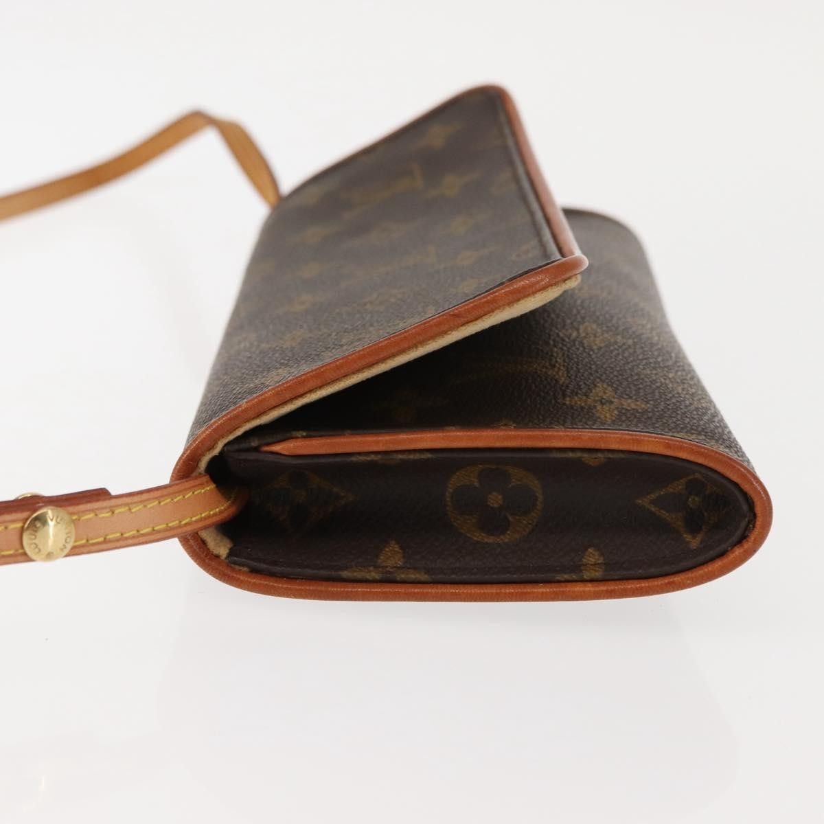 Louis Vuitton Louis Vuitton Twin Handbag Monogram Canvas Size ONE SIZE - 4 Thumbnail