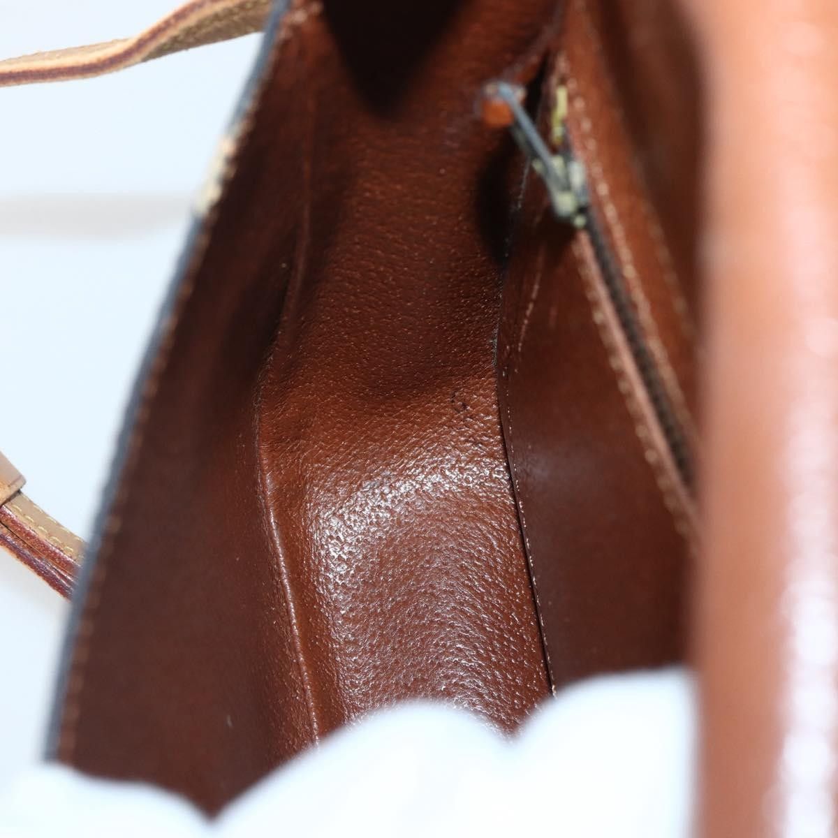 Louis Vuitton Louis Vuitton Saint Cloud Handbag Monogram Canvas Size ONE SIZE - 23 Thumbnail
