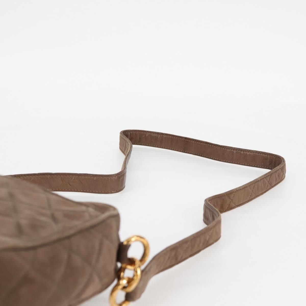 Chanel Chanel Vintage Front Pocket Camera Bag Quilted Suede Size ONE SIZE - 21 Thumbnail
