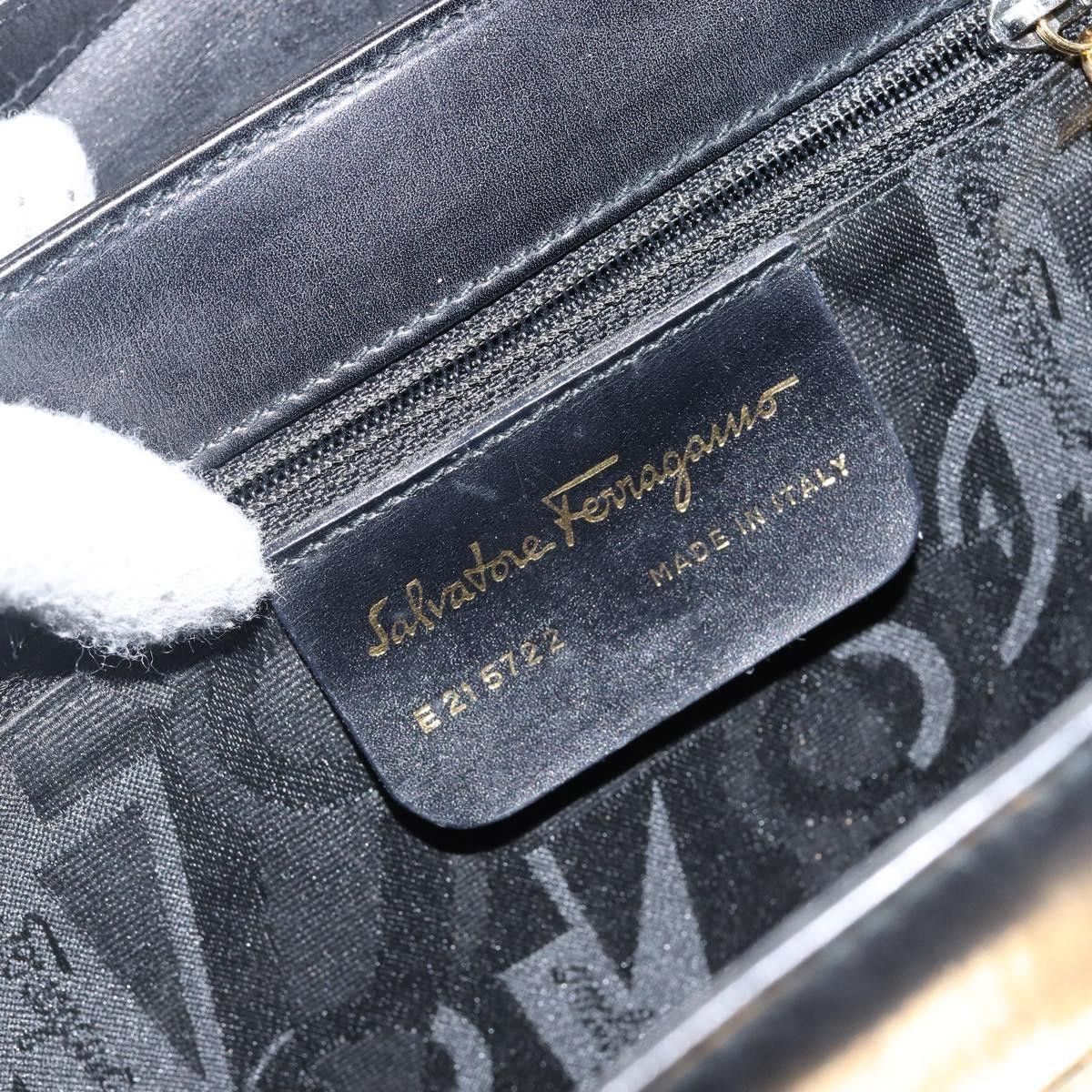Salvatore Ferragamo Salvatore Ferragamo Gancini Shoulder Bag Leather Size ONE SIZE - 6 Thumbnail