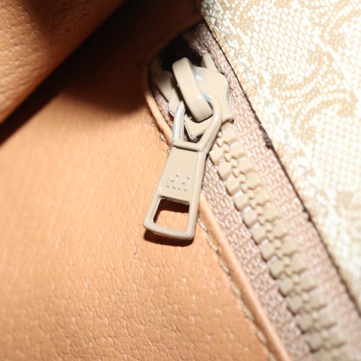 Celine Celine Vintage Macadam Circle Logo Shoulder Bag Canvas and Leather Size ONE SIZE - 23 Thumbnail