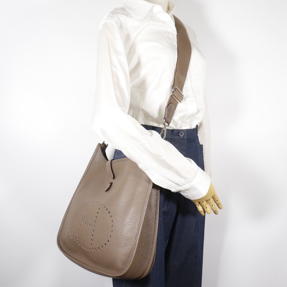 Hermes Hermes Hermes Evelyne III Taurillon Clemence Shoulder Bag Leather Shoulder Bag Stamp P (2012) DUTY FREE for USA Size ONE SIZE - 19 Thumbnail