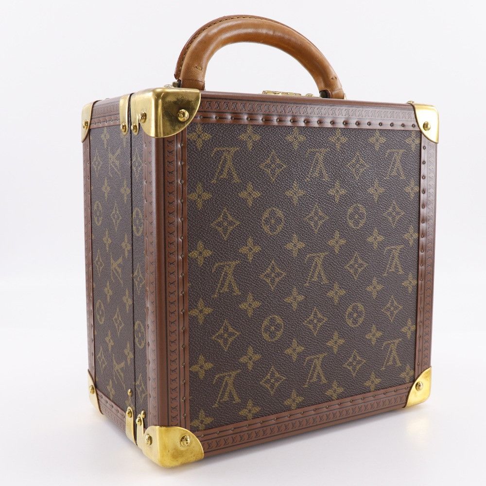 Louis Vuitton Louis Vuitton Louis Vuitton Tabor 26 Monogram Handbag Canvas Travel Bag M47114 DUTY FREE for USA Size ONE SIZE - 3 Thumbnail