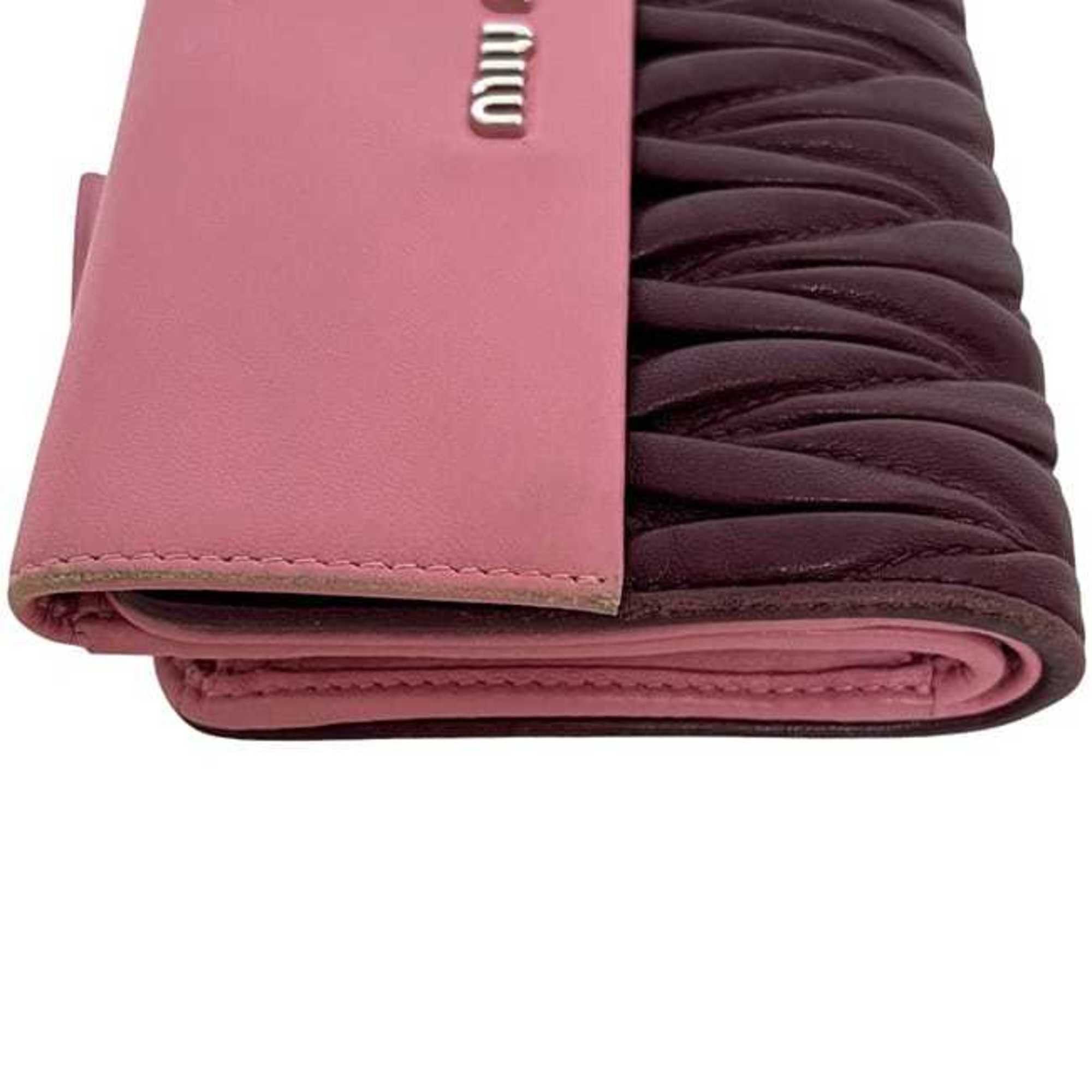 Miu Miu Miu Miu Miu Tri-fold Bag ec-24293 Pink Bordeaux Matelasse 5ML225 L-Shaped Leather 197A Hardware Men's Women's Two-Tone Black Size ONE SIZE - 9 Thumbnail