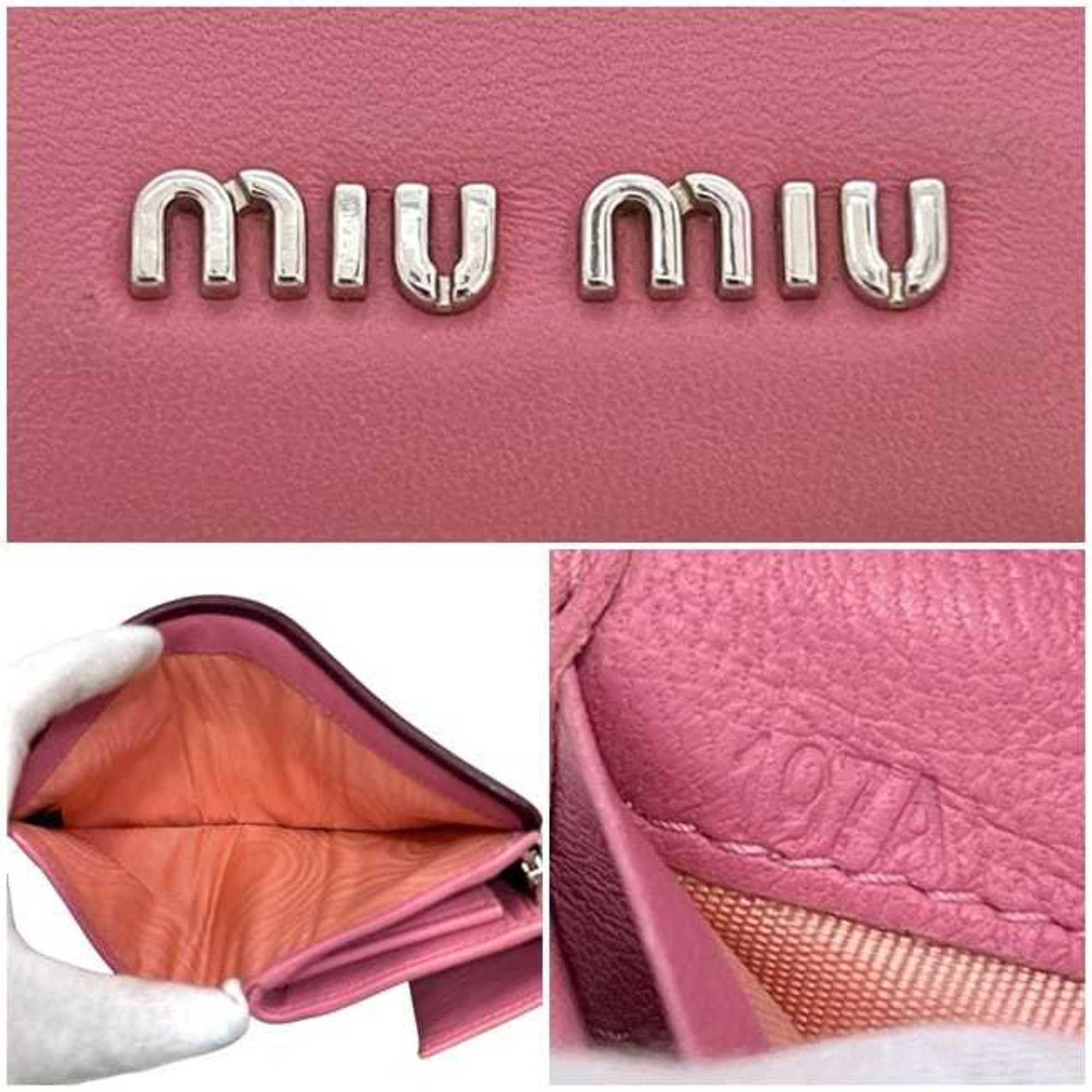 Miu Miu Miu Miu Miu Tri-fold Bag ec-24293 Pink Bordeaux Matelasse 5ML225 L-Shaped Leather 197A Hardware Men's Women's Two-Tone Black Size ONE SIZE - 4 Thumbnail