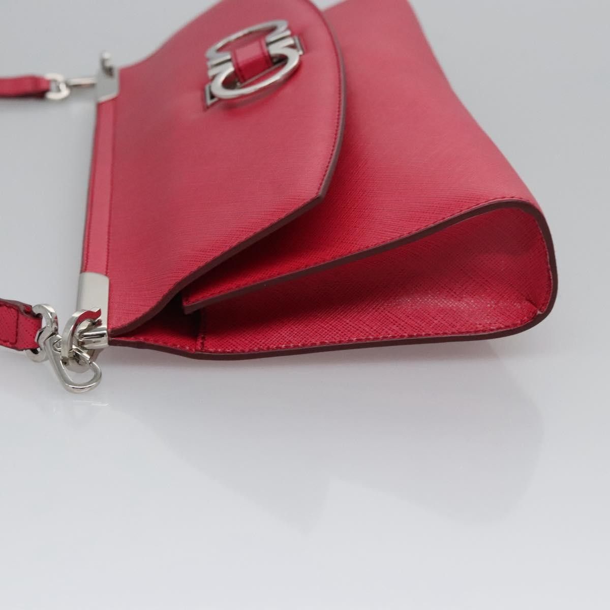 Salvatore Ferragamo Salvatore Ferragamo Gancini Shoulder Bag Leather Size ONE SIZE - 4 Thumbnail