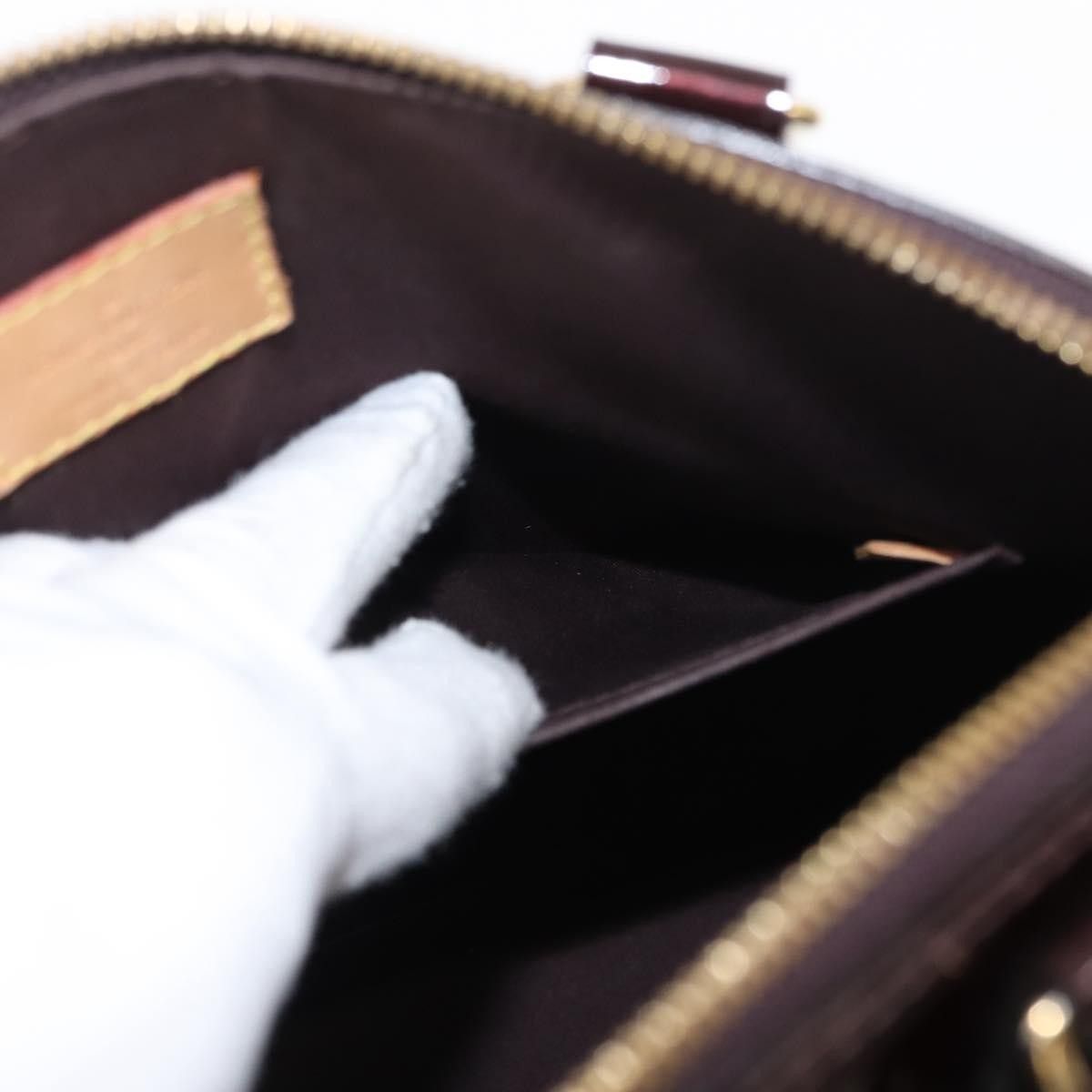 Louis Vuitton Louis Vuitton Alma Handbag Monogram Vernis Size ONE SIZE - 21 Thumbnail