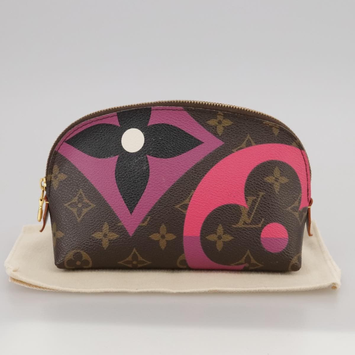Louis Vuitton Louis Vuitton Cosmetic Pouch Limited Edition Game On Monogram Canvas Size ONE SIZE - 13 Thumbnail
