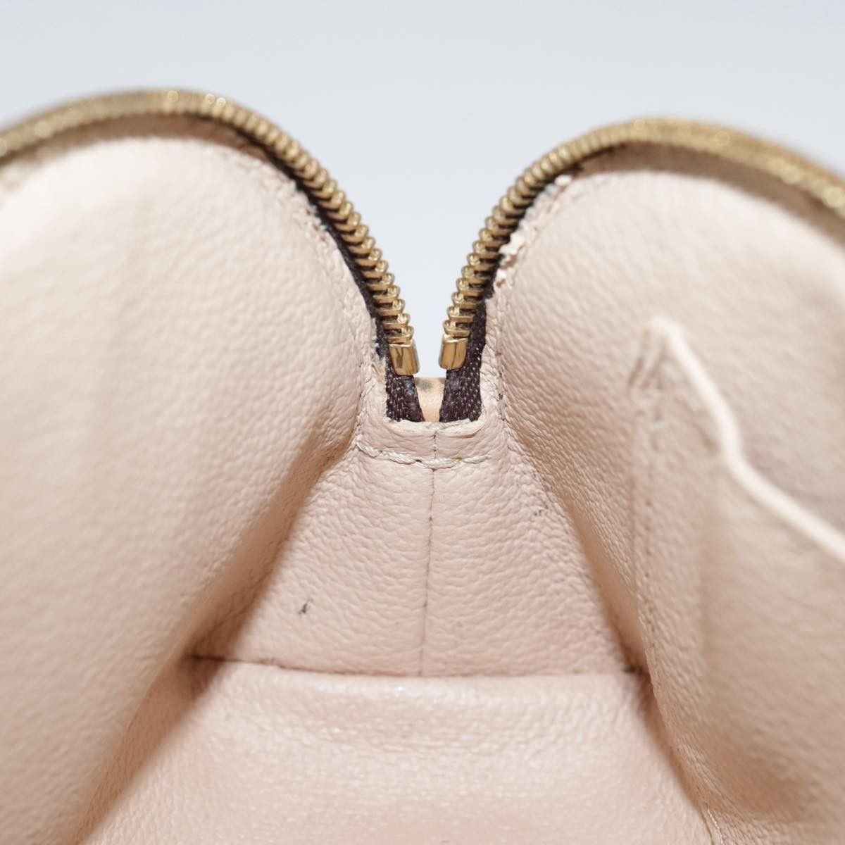 Louis Vuitton Louis Vuitton Cosmetic Pouch Limited Edition Game On Monogram Canvas Size ONE SIZE - 20 Thumbnail