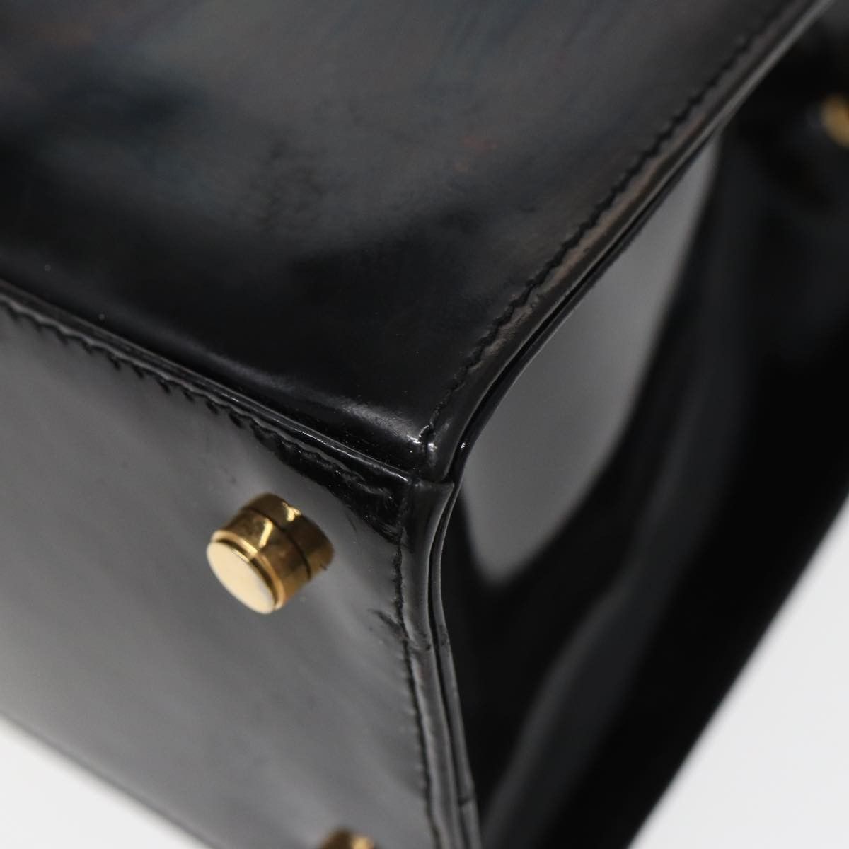 Salvatore Ferragamo Salvatore Ferragamo Vala Shoulder Bag Patent Leather Size ONE SIZE - 8 Thumbnail