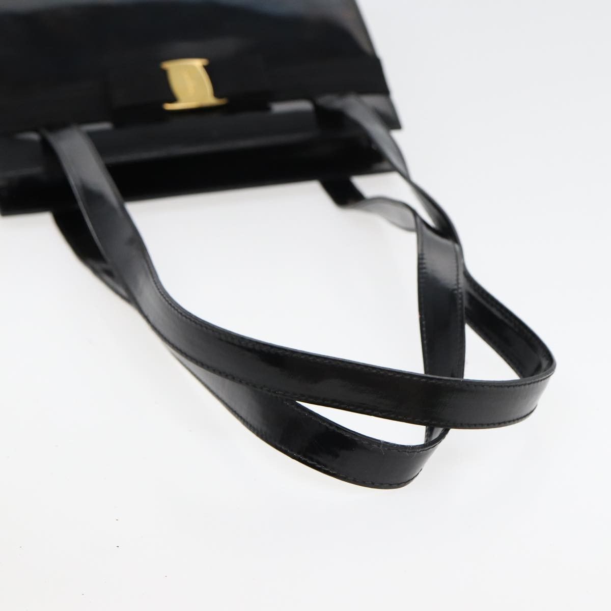 Salvatore Ferragamo Salvatore Ferragamo Vala Shoulder Bag Patent Leather Size ONE SIZE - 7 Thumbnail