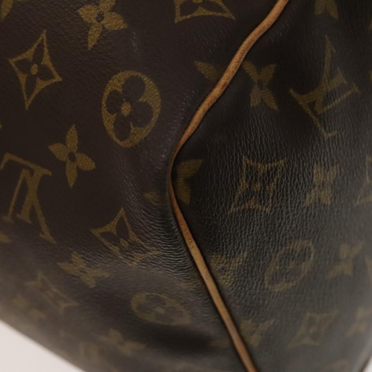 Louis Vuitton Louis Vuitton Keepall Bag Monogram Canvas Size ONE SIZE - 12 Thumbnail